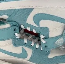 Jordan 1 KO Bleached Aqua 착용 스타일
