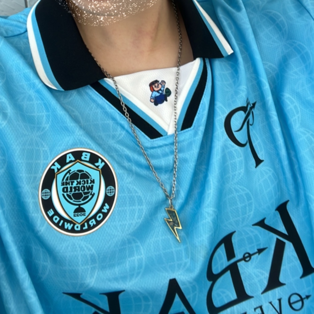 [예약 배송] Over The Pitch x KBAK Jersey Home Blue 착용 스타일 - 3