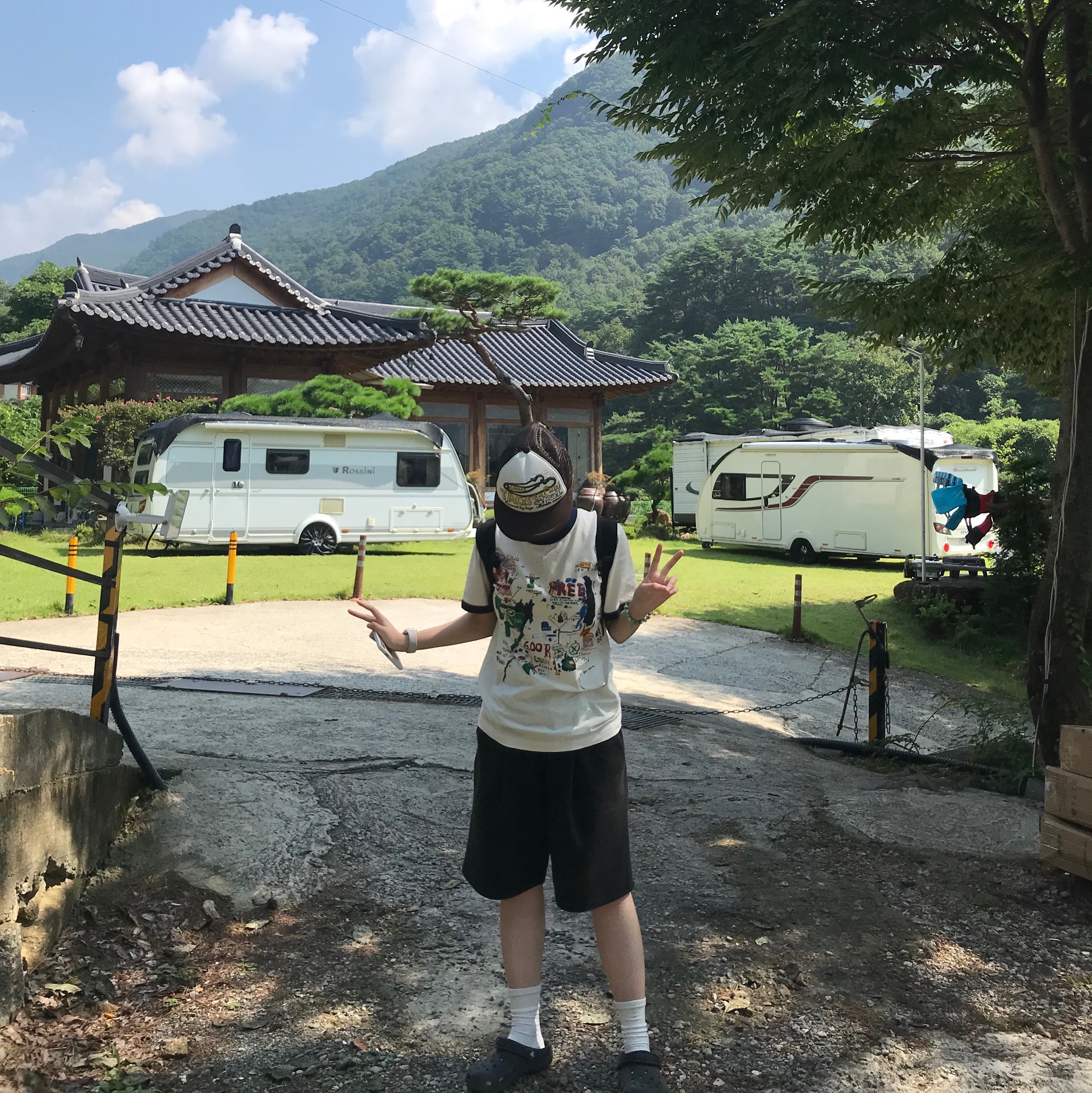 Safarispot Safety Logo Mesh Cap Brown 착용 스타일
