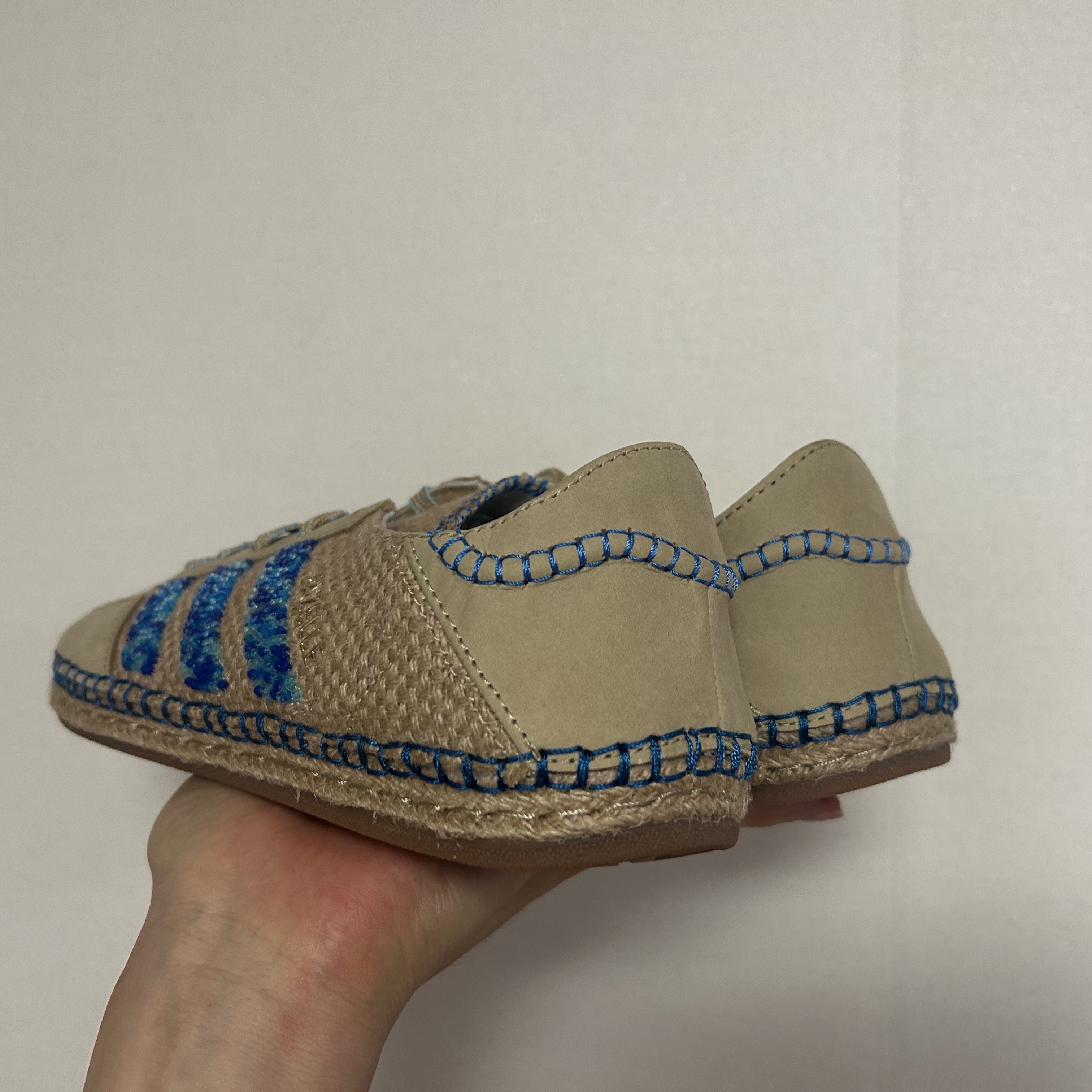 Adidas x Clot Gazelle Linen Khaki Light Blue 착용 스타일 - 2