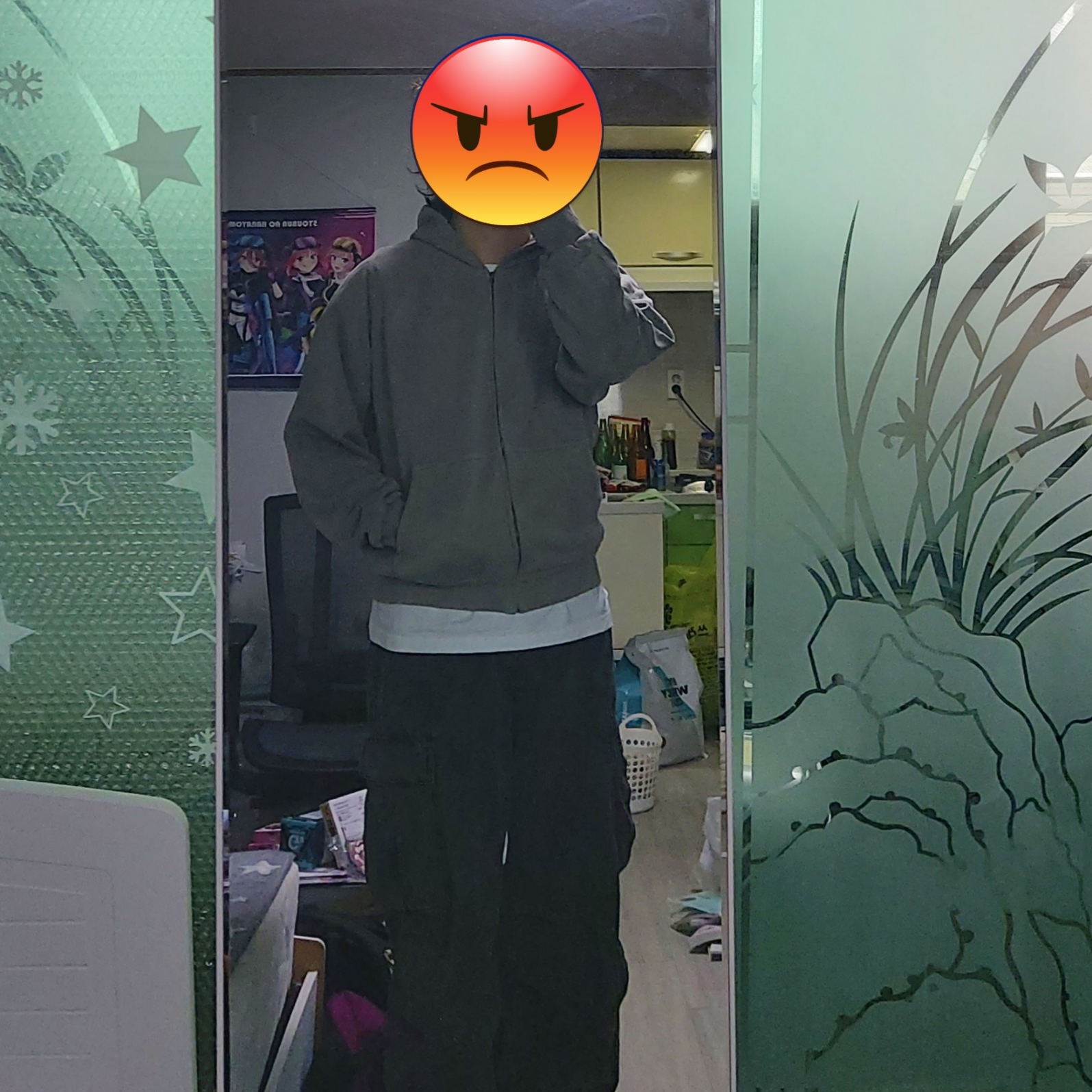 Yeezy YZY Zip-Up Hoodie Grey 착용 스타일 - 1