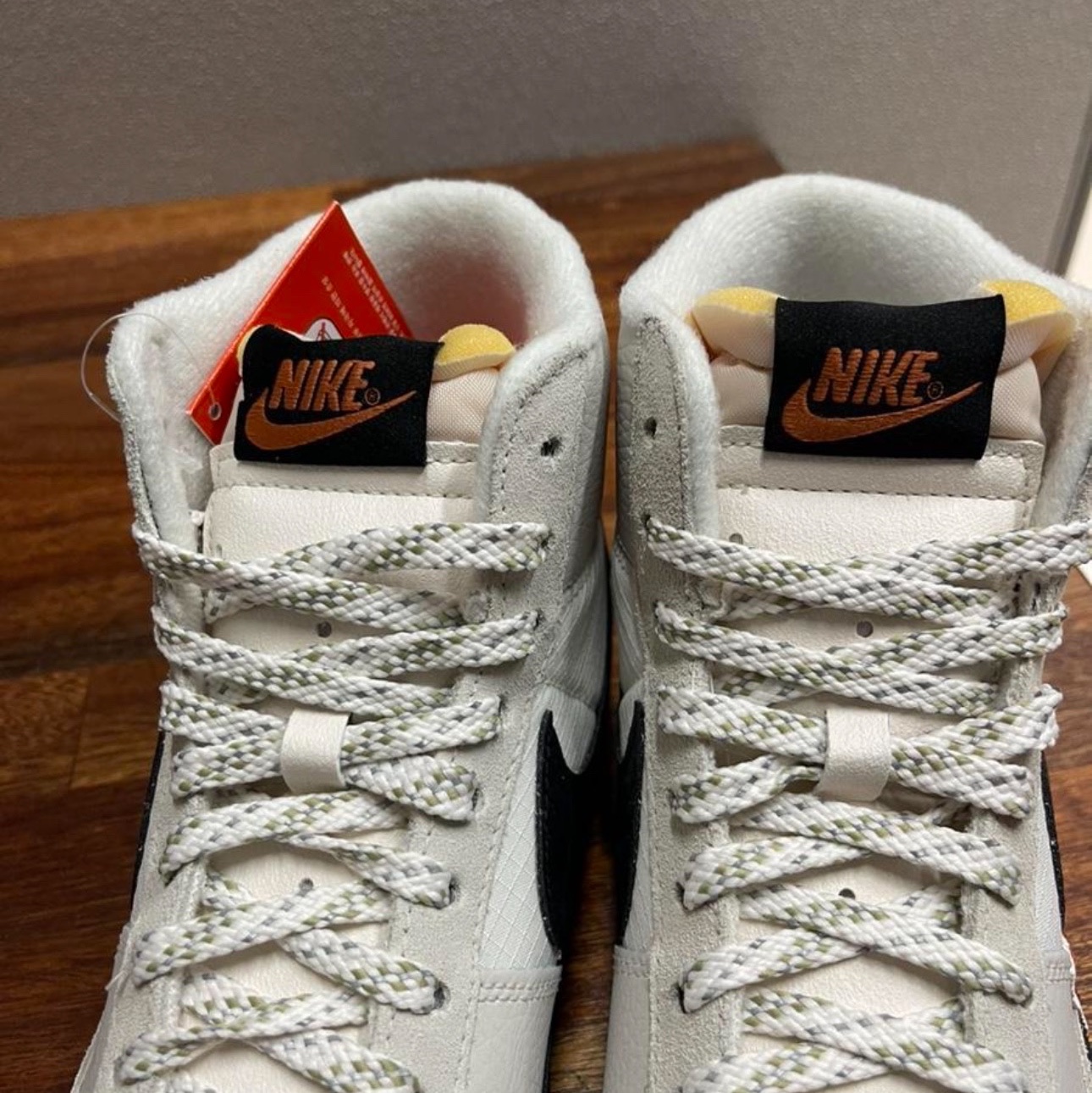 Nike Blazer Mid Pro Club Phantom Neutral Olive 착용 스타일 - 2