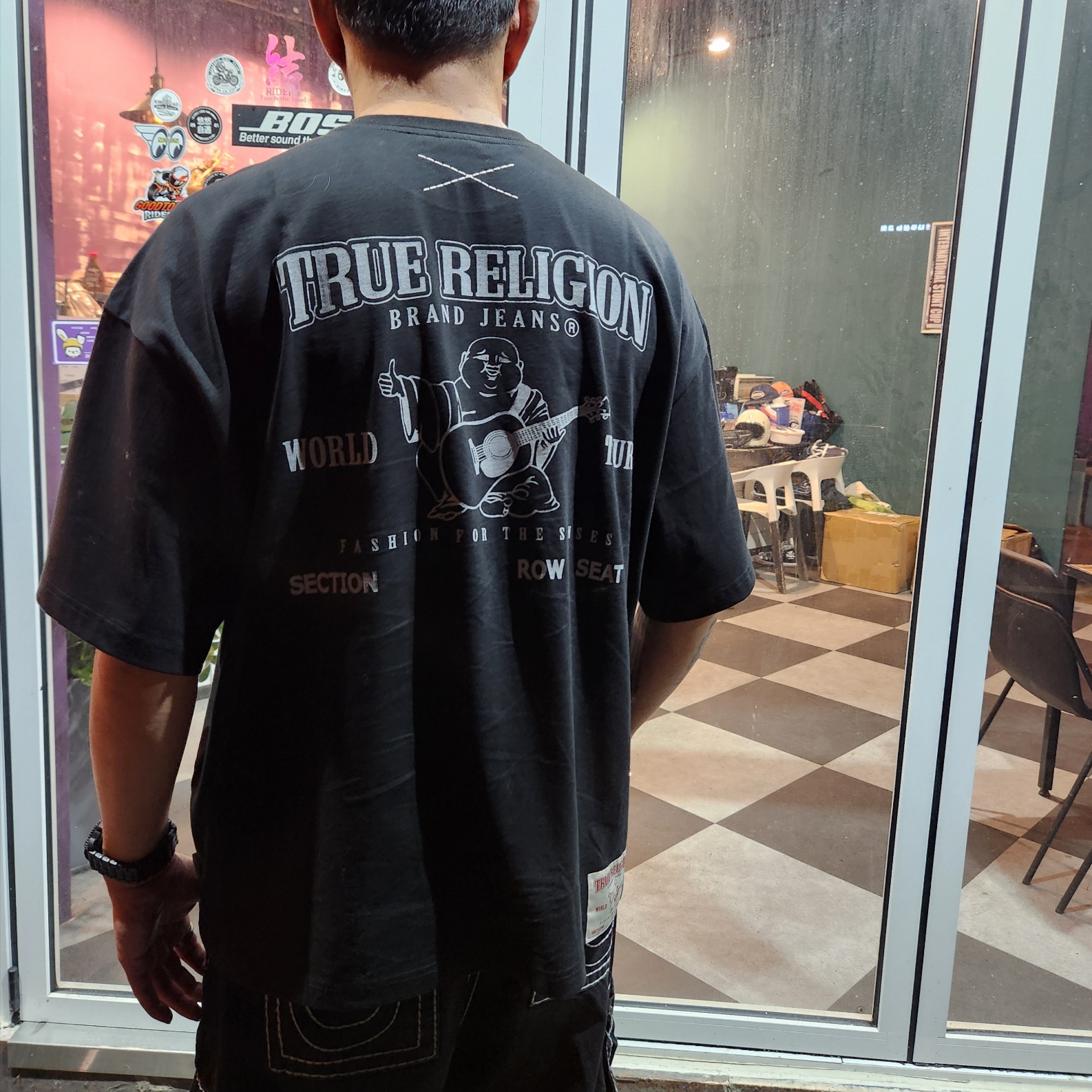 True Religion TR O.G T-Shirt Black, True Religion Classic Cargo Pants Mk-2 Black 착용 스타일 - 2
