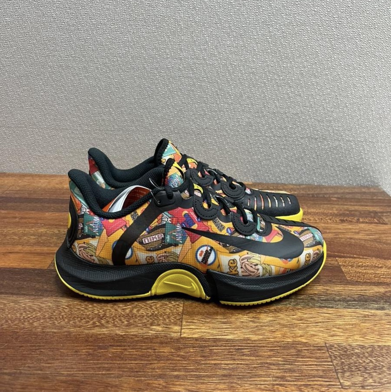 (W) Nike Naomi Osaka Air Zoom GP Turbo Black Vivid Sulfur 착용 스타일 - 2