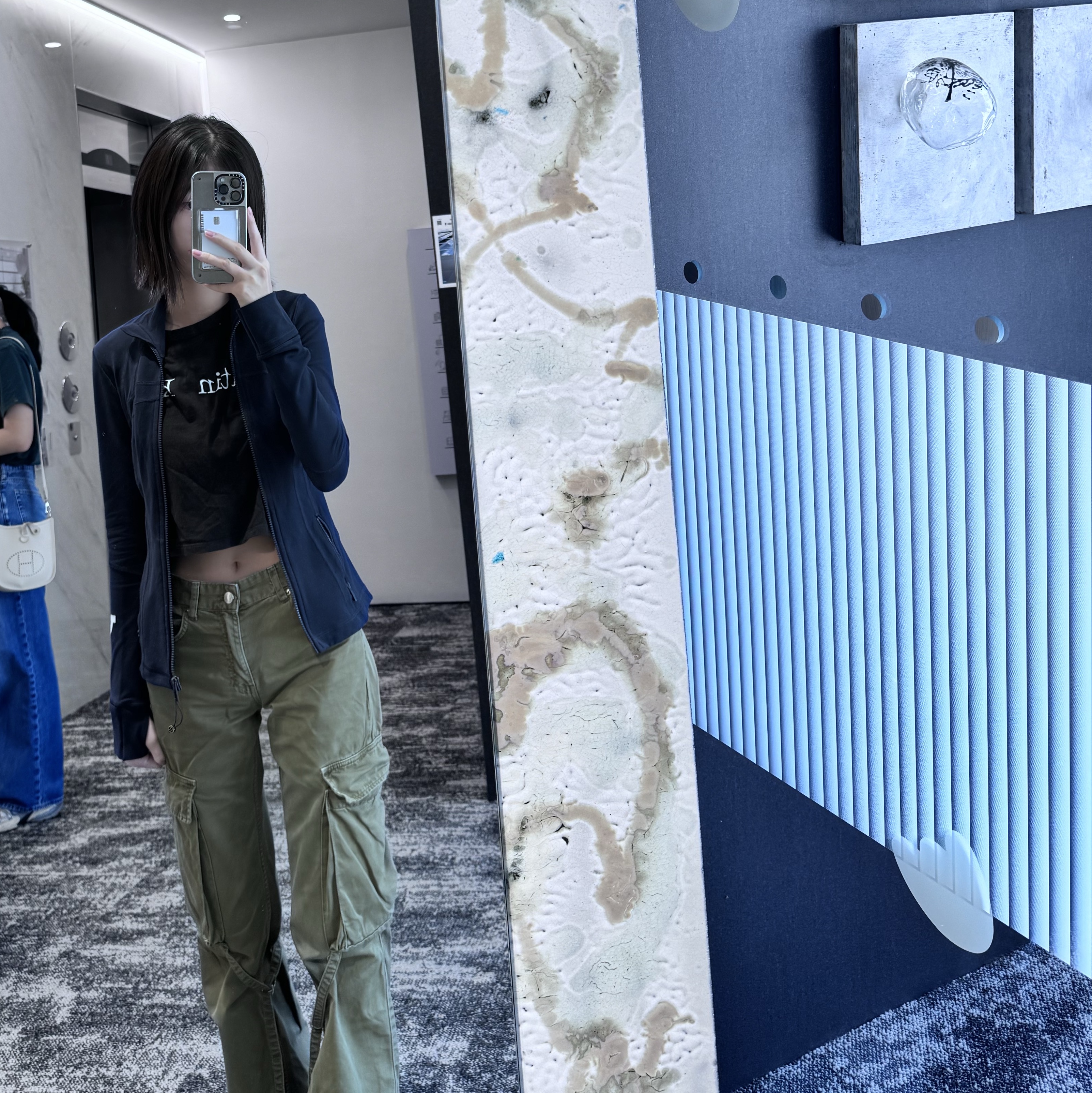(W) Matin Kim Logo Crop Top Black, (W) Lululemon Define Jacket Nulu Strawberry Milkshake 착용 스타일