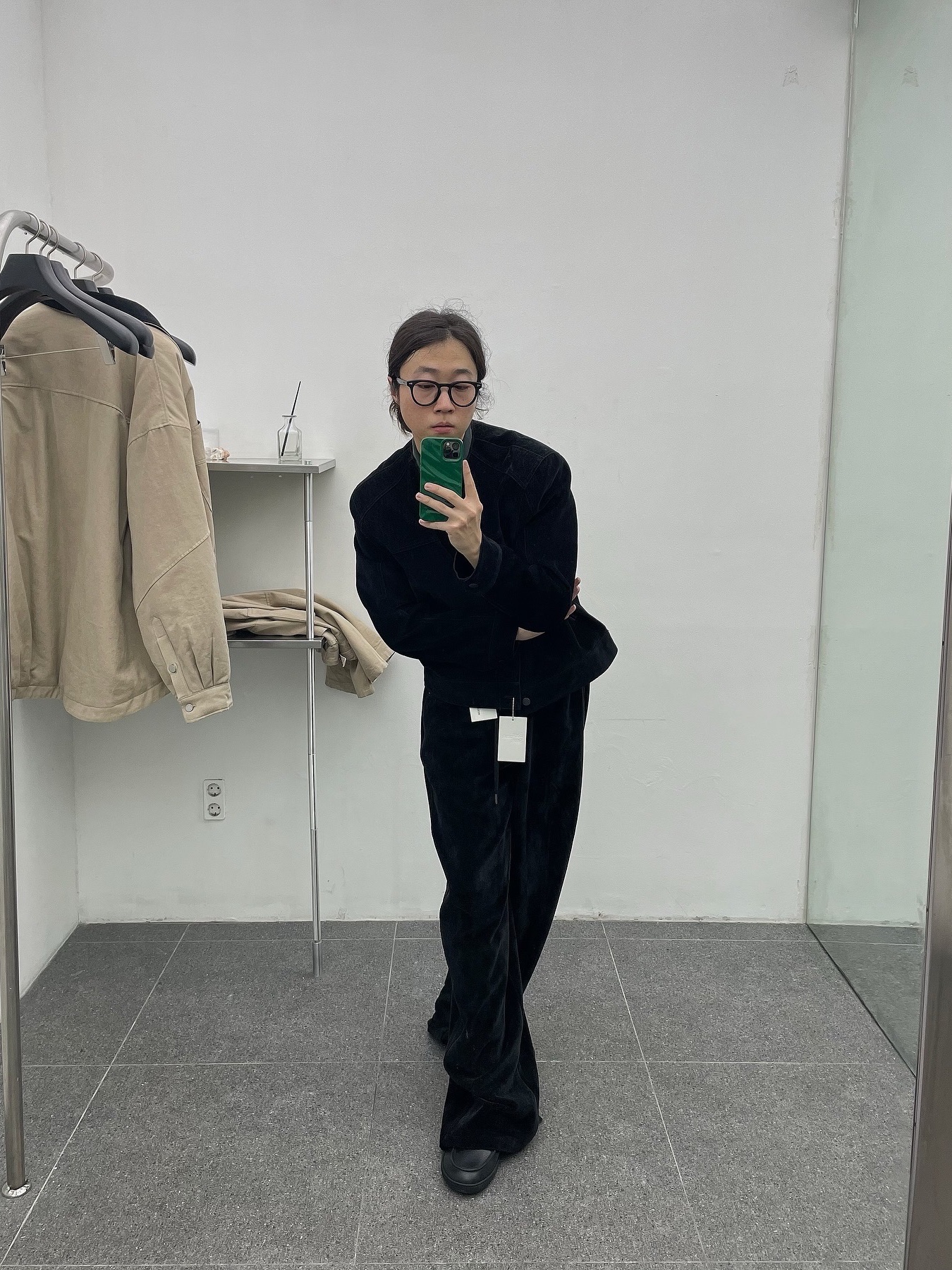 Haleine Cropped Collarless Jacket Black (VJ314), Haleine Cropped Collarless Jacket Grey (VJ315) 착용 스타일