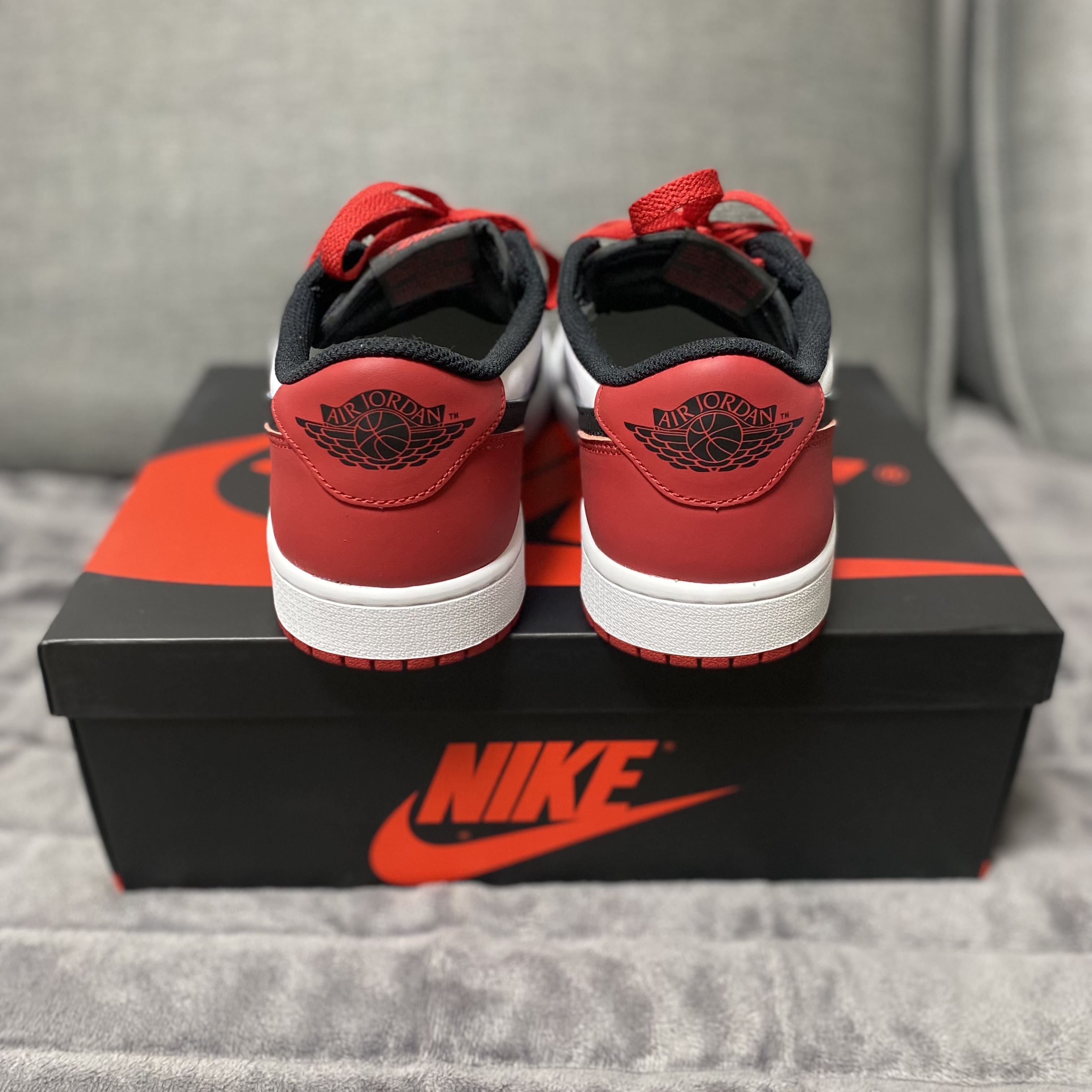 Jordan 1 Retro Low OG Black Toe 착용 스타일 - 3