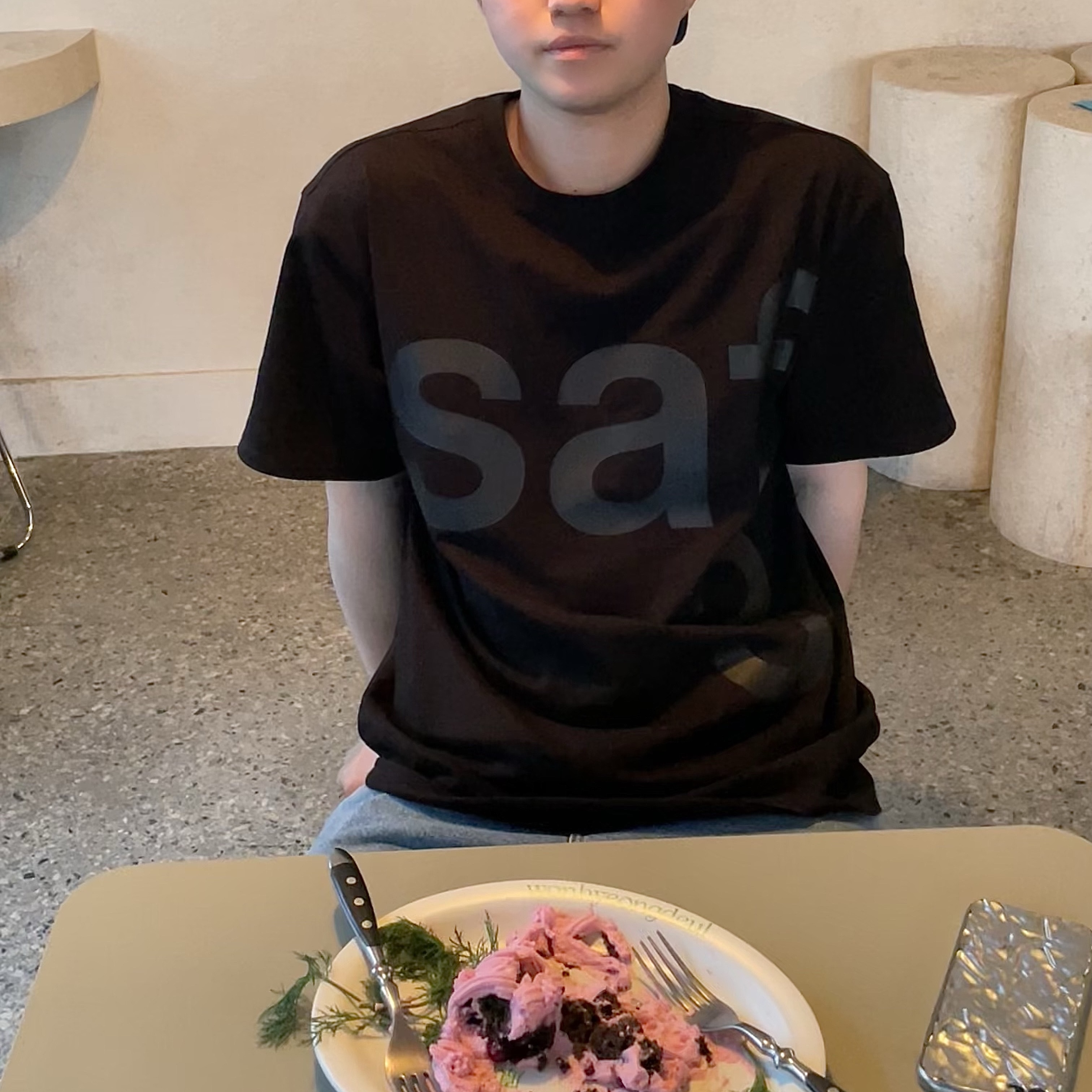 [예약 배송][KREAM 단독] Safarispot Basic Safari T-Shirt Black 착용 스타일 - 3