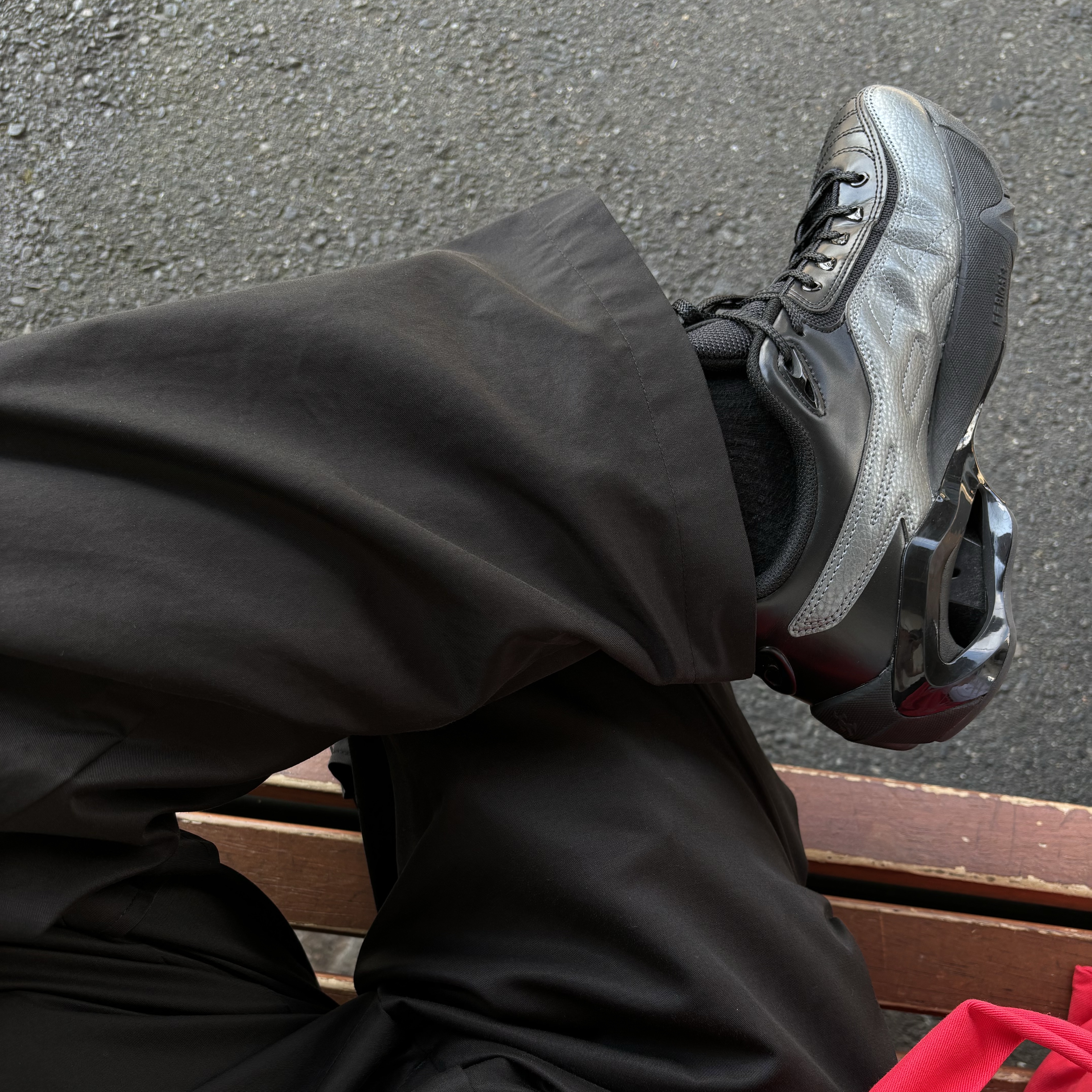 Asics x Kiko Kostadinov Novalis Gel-Teremoa Obsidian Black Smoke Shadow 착용 스타일