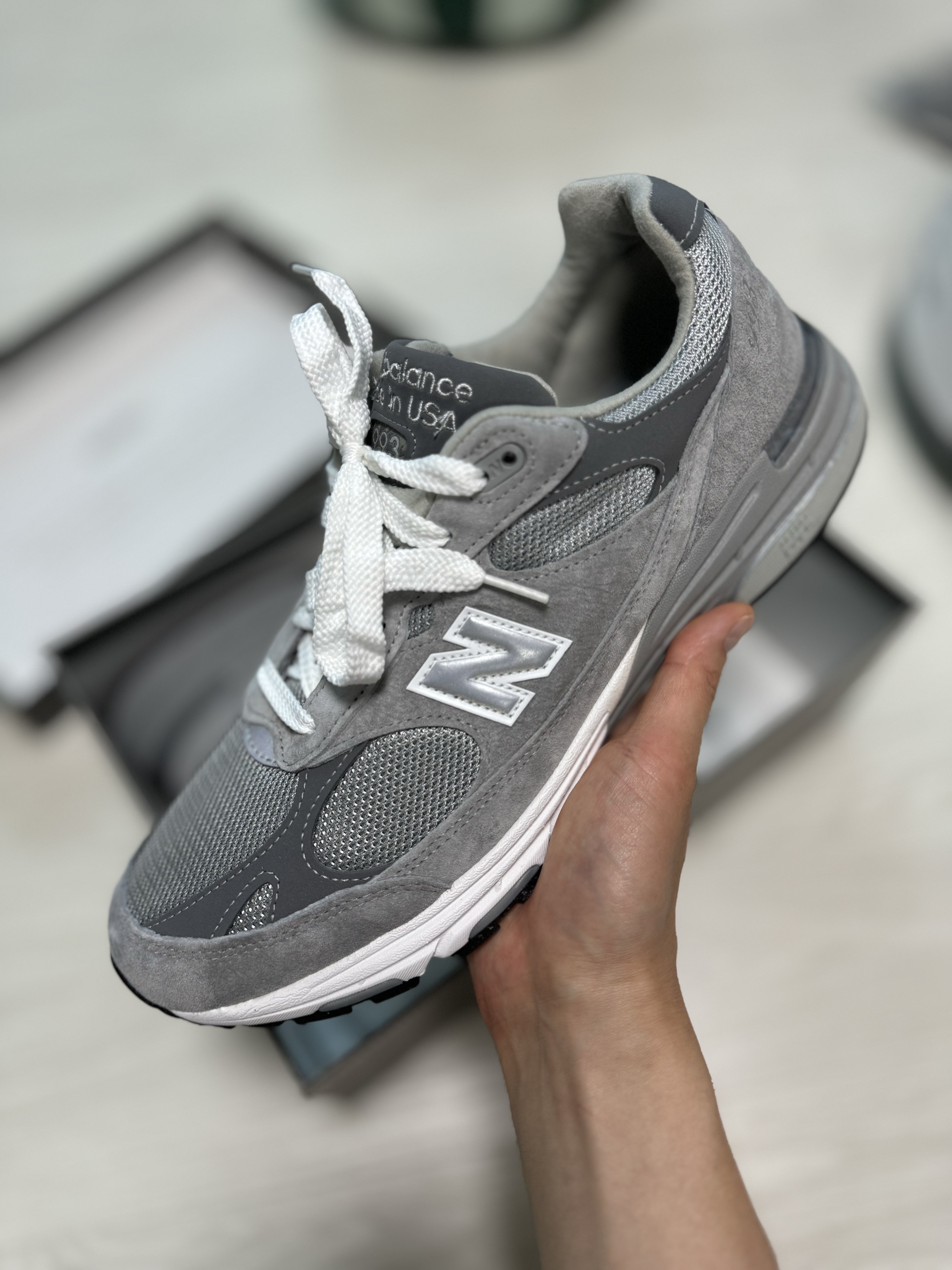 New Balance 993 Made in USA Grey - D Standard 착용 스타일