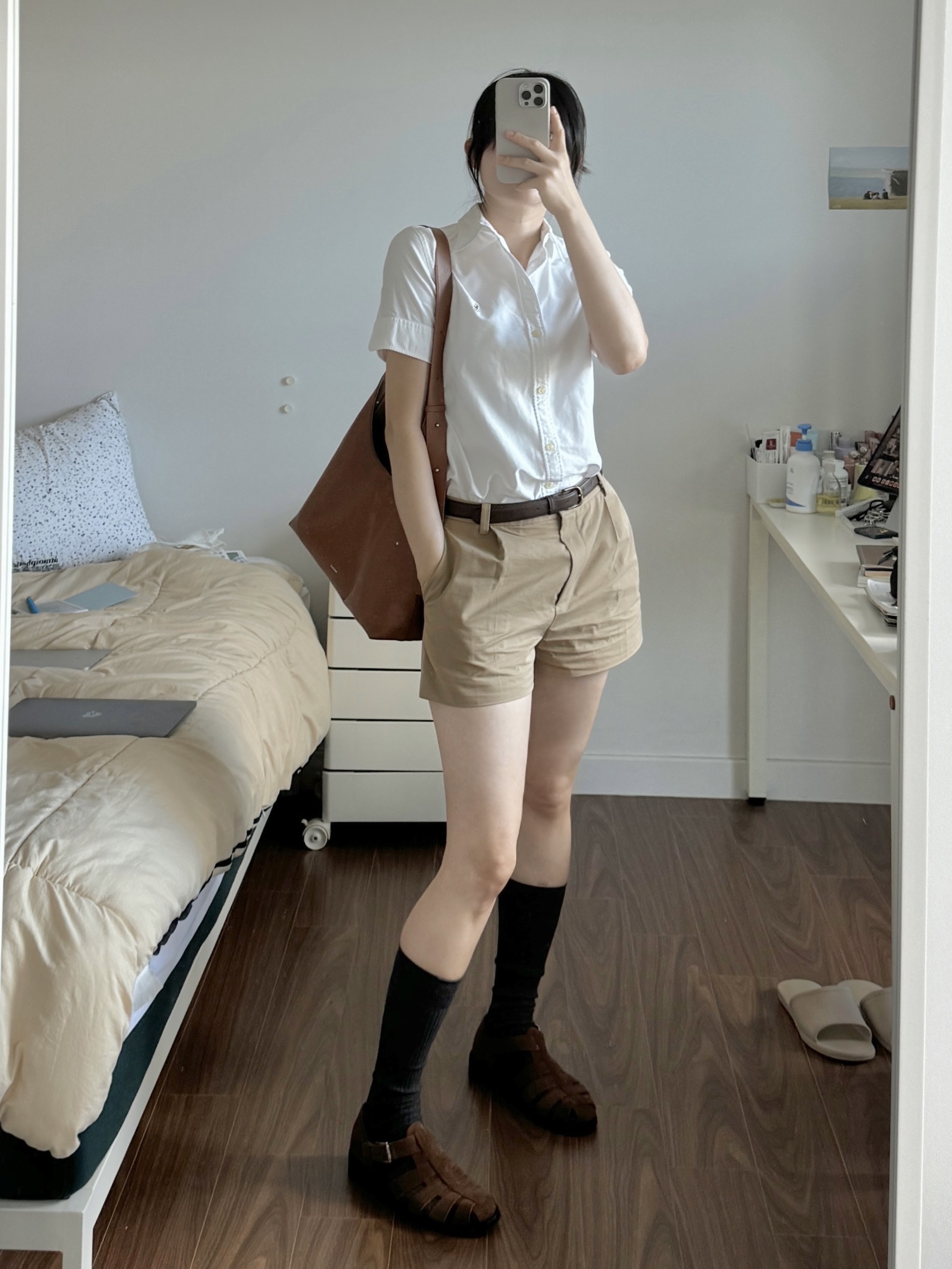 [30% 적립] Polo Ralph Lauren Classic Fit Garment Dyed Oxford Shirt White, (W) Miu Miu Chino Shorts Cord 착용 스타일