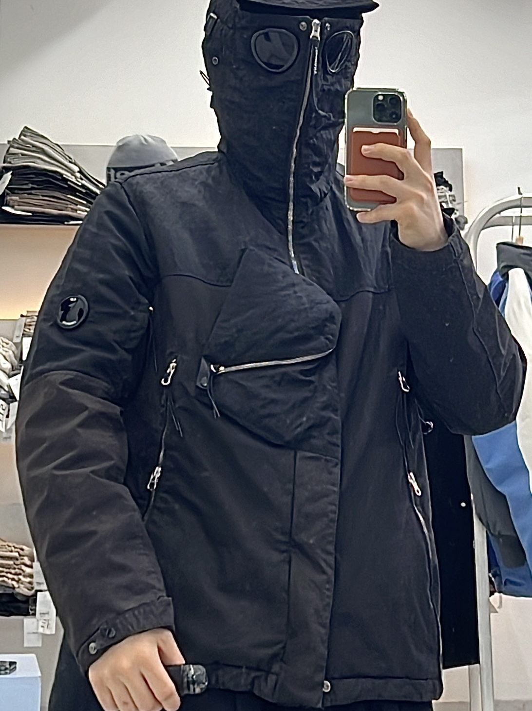 Stone Island 41123 Membrana 3L TC Hooded Jacket Black - 24SS, Stone Island 64251 Garment Dyed Cotton Fleece Full Zip Hooded Sweatshirt Black - 24SS 착용 스타일 - 2