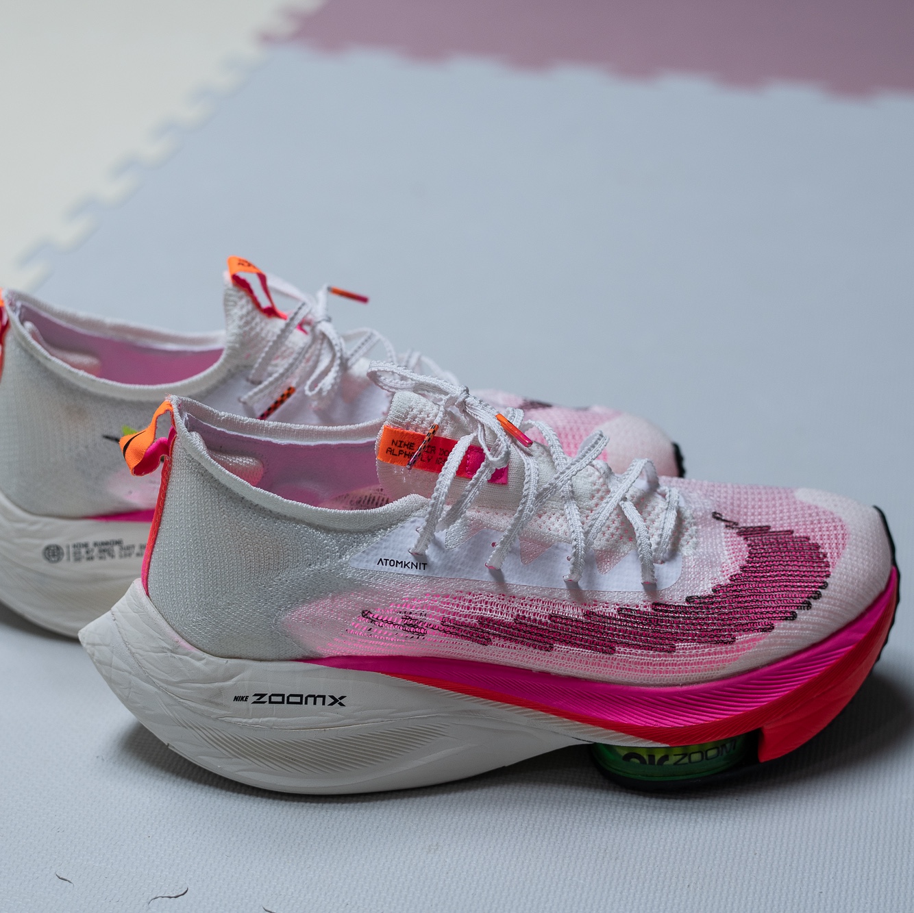 Nike Air Zoom Alphafly Next% Flyknit Rawdacious 착용 스타일