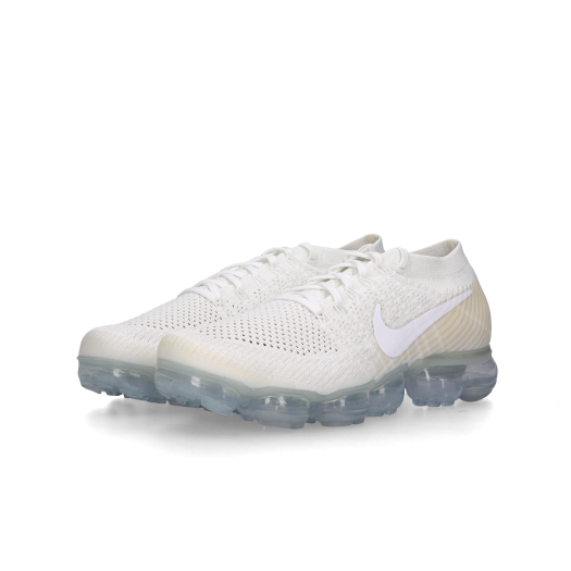 Nike Air VaporMax Flyknit Triple White
