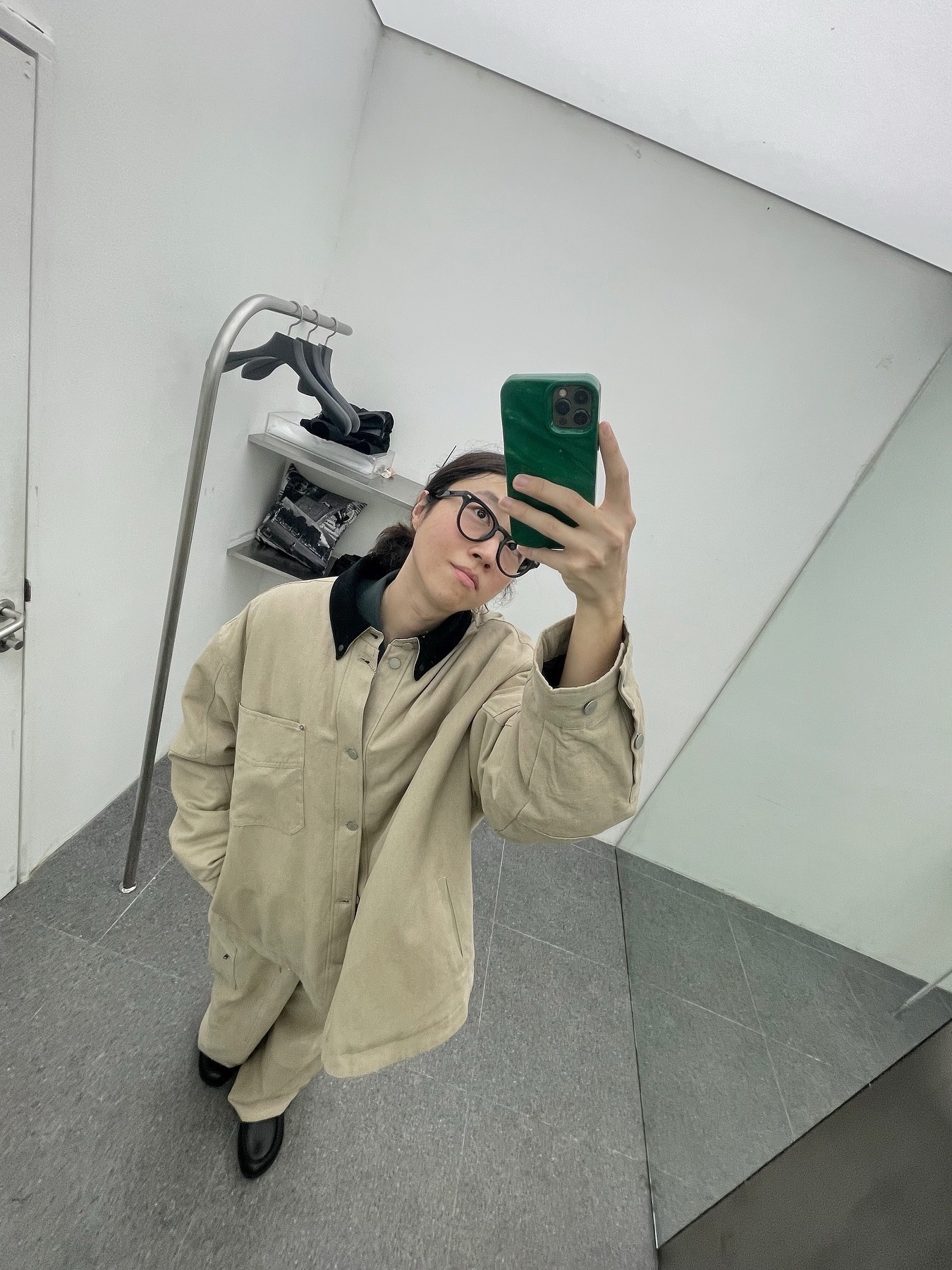 Haleine Padded Work Shirt Jacket Grey Check (VJ318), Haleine Padded Work Shirt Jacket Beige (VJ317) 착용 스타일