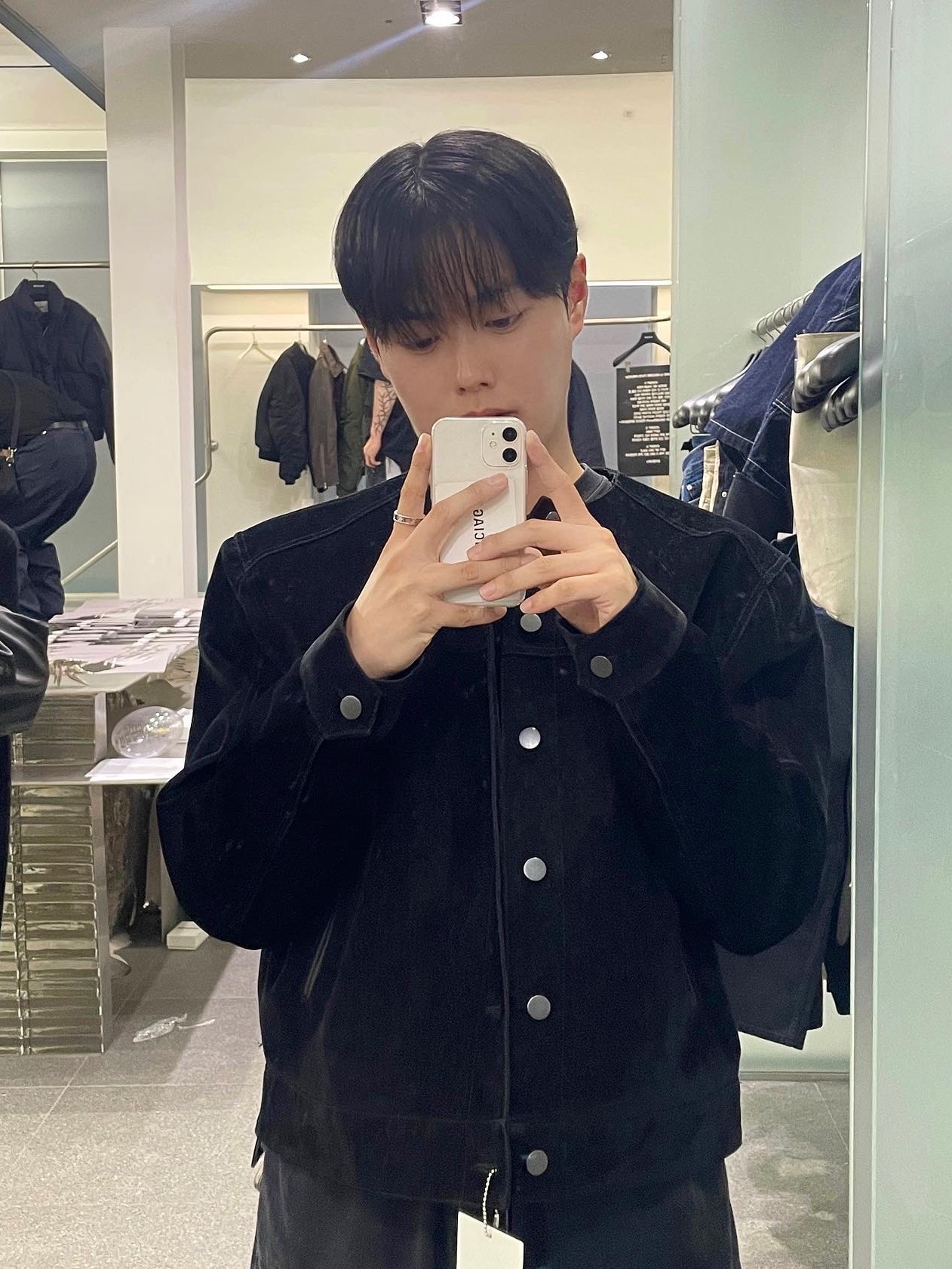 Haleine Cropped Collarless Jacket Black (VJ314), Haleine Cropped Collarless Jacket Grey (VJ315) 착용 스타일