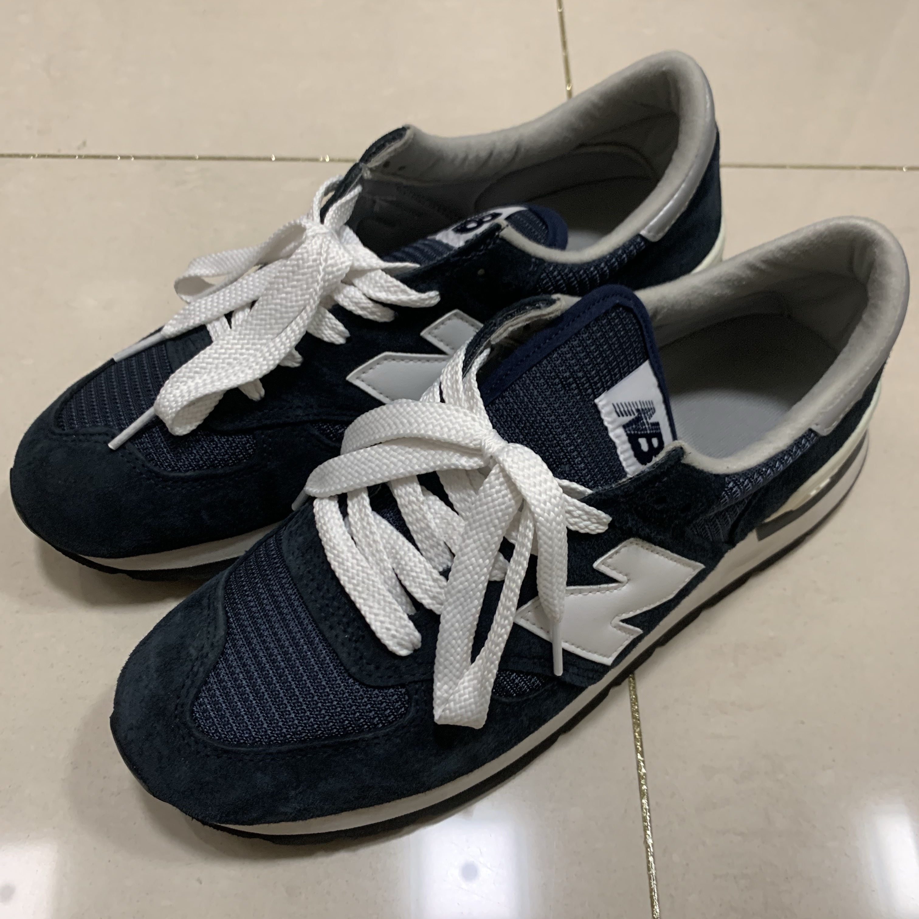 New Balance 990v1 Made in USA Navy 착용 스타일