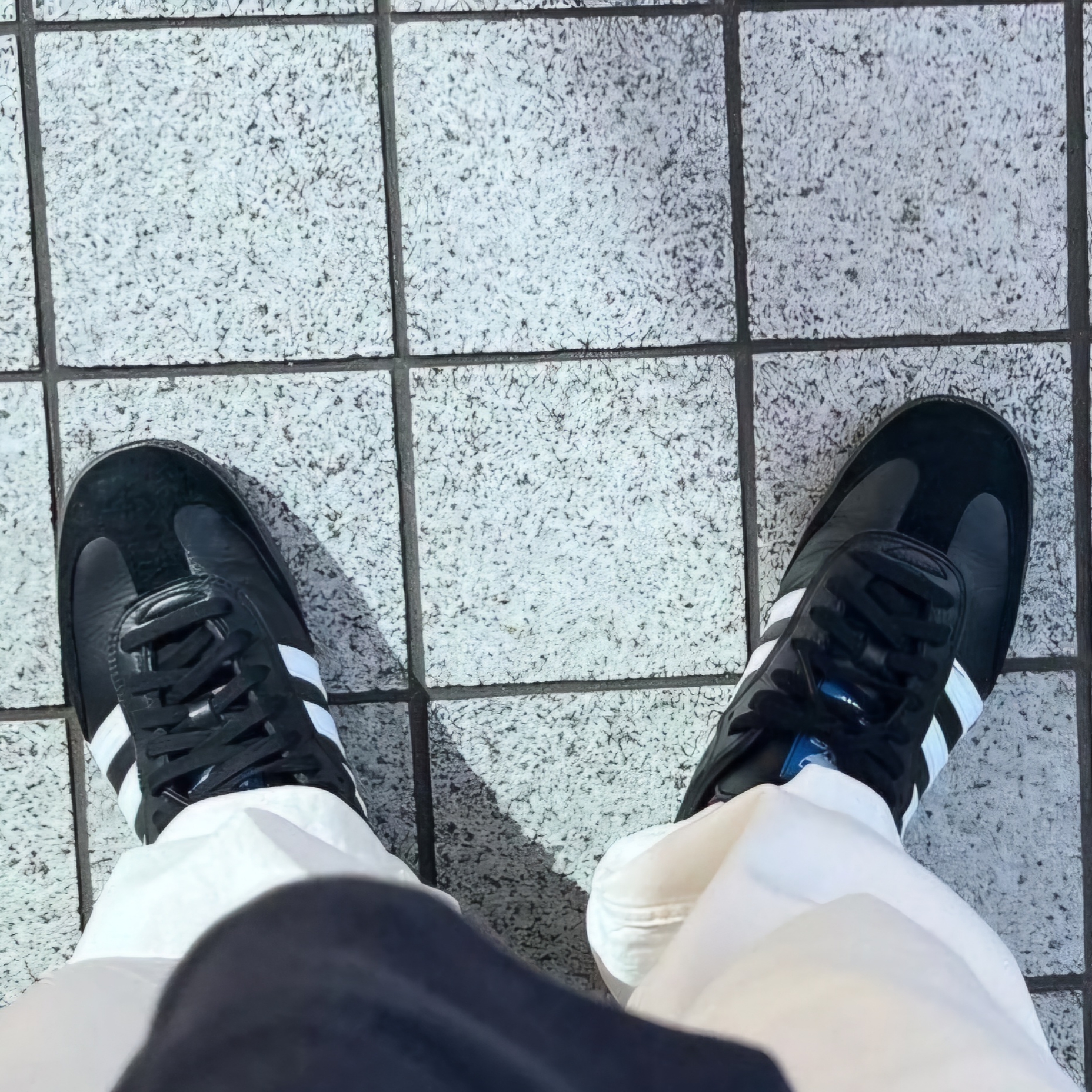 Adidas Samba OG Black White Gum 착용 스타일