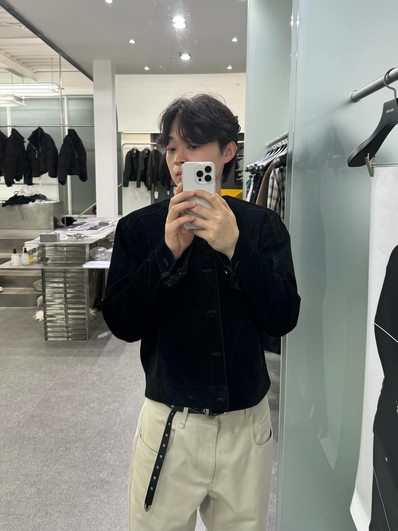 Haleine Cropped Collarless Jacket Black (VJ314), Haleine Cropped Collarless Jacket Grey (VJ315) 착용 스타일