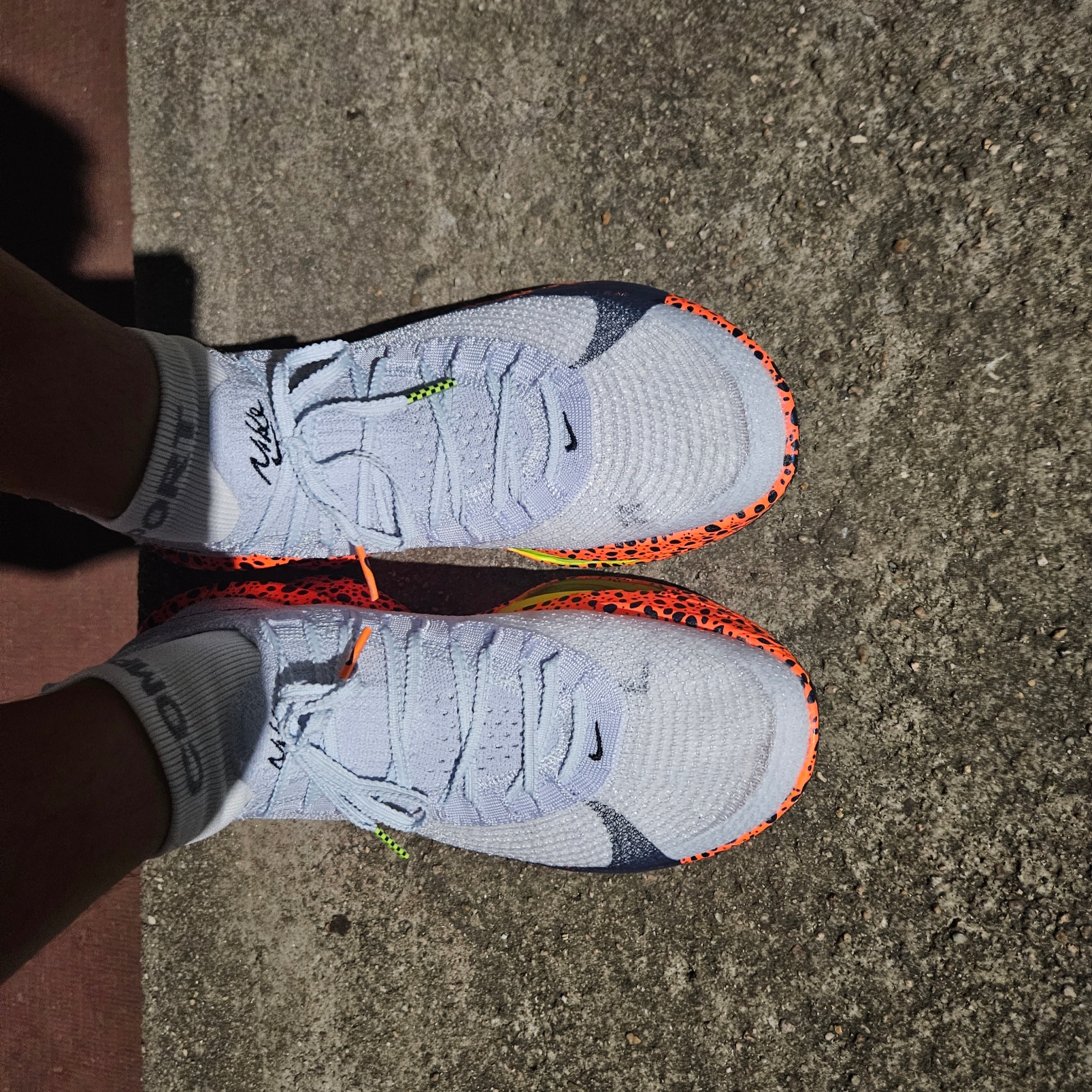 Nike Air Zoom Alphafly Next% 3 Olympic Safari 착용 스타일