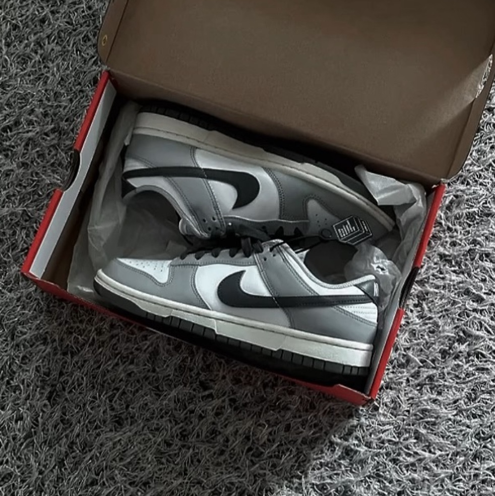 (W) Nike Dunk Low Light Smoke Grey 착용 스타일 - 2
