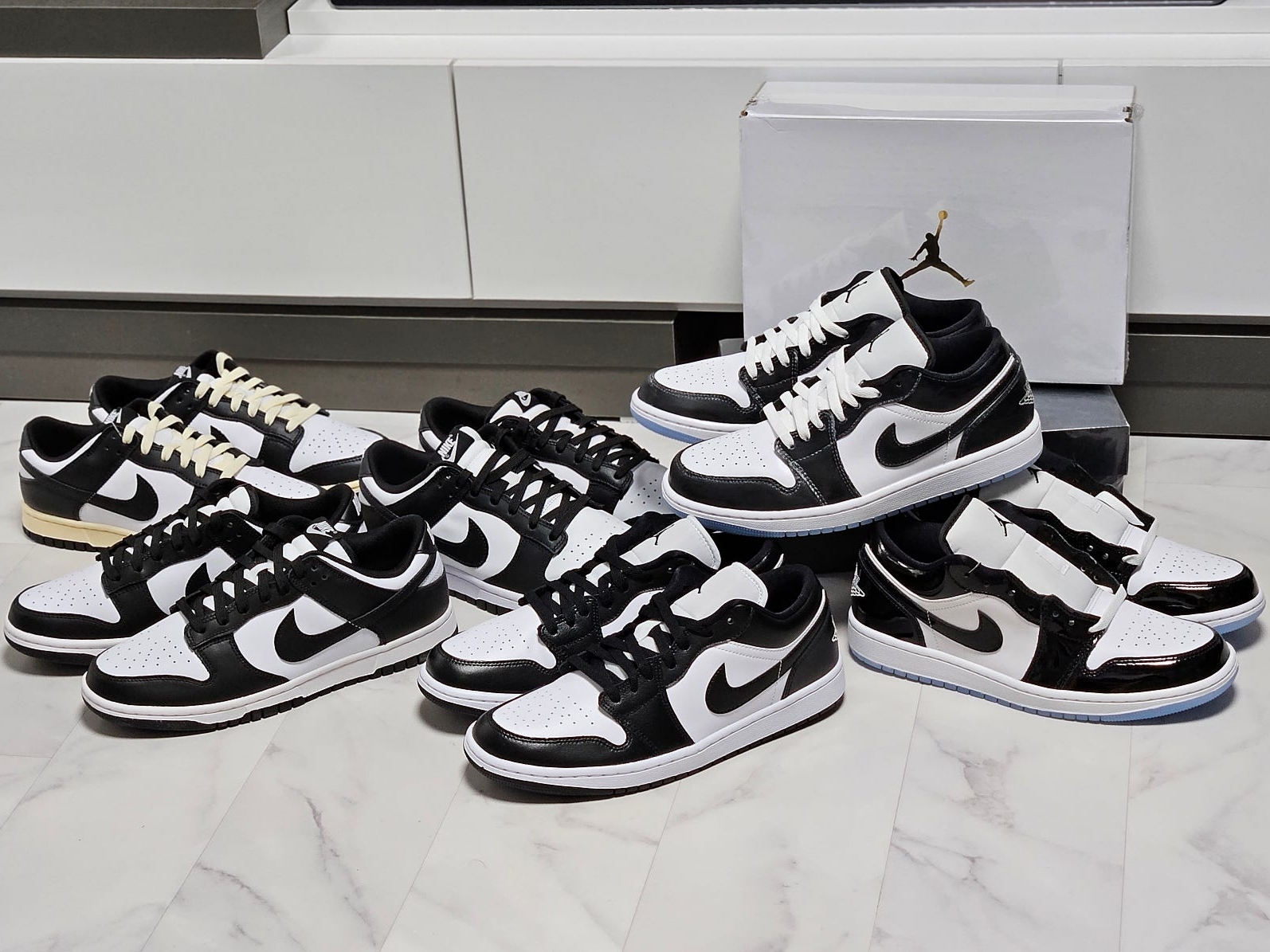 Nike Dunk Low Retro Black, Jordan 1 Low SE Concord 착용 스타일 - 1