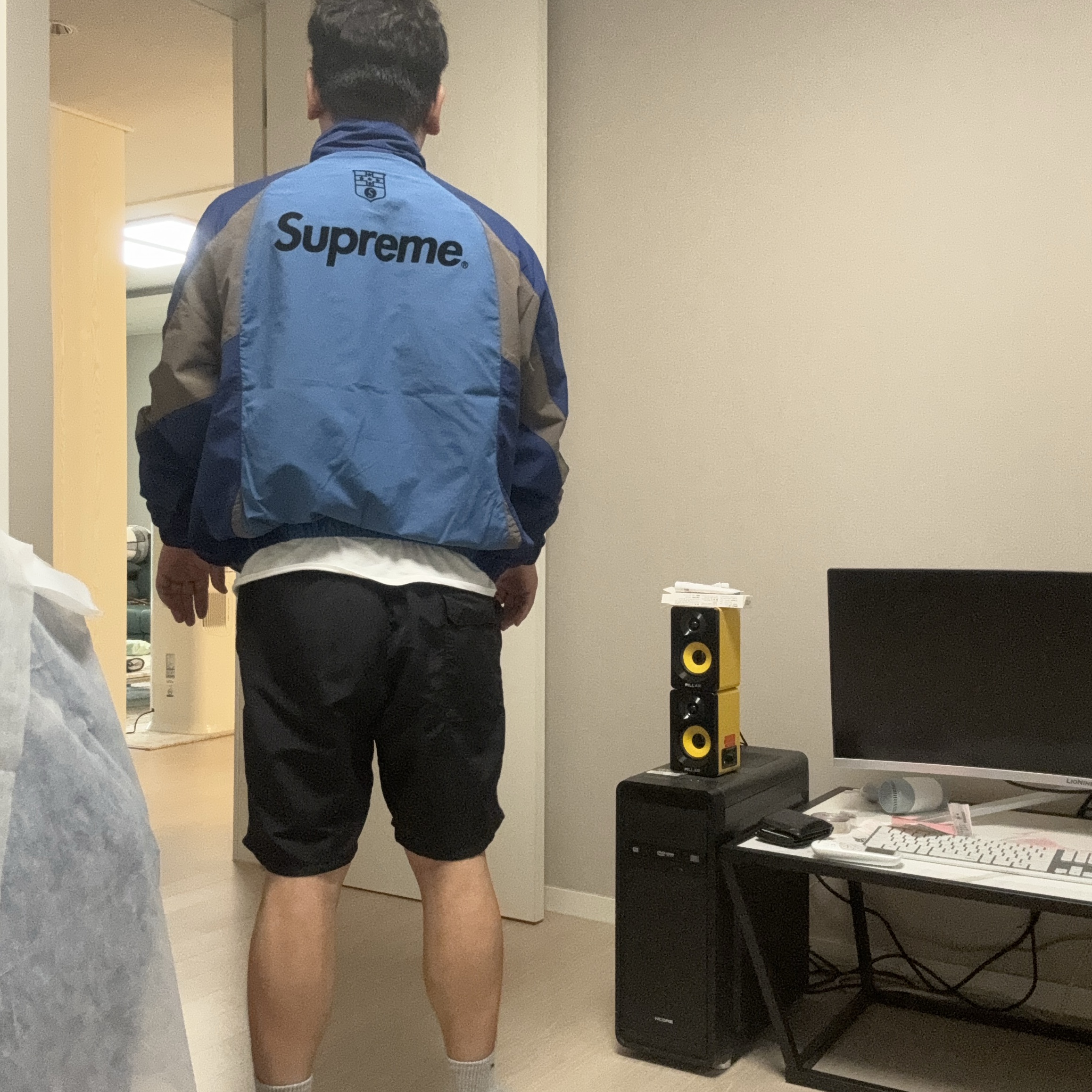 Supreme S Logo Track Jacket Navy - 24FW 착용 스타일 - 2