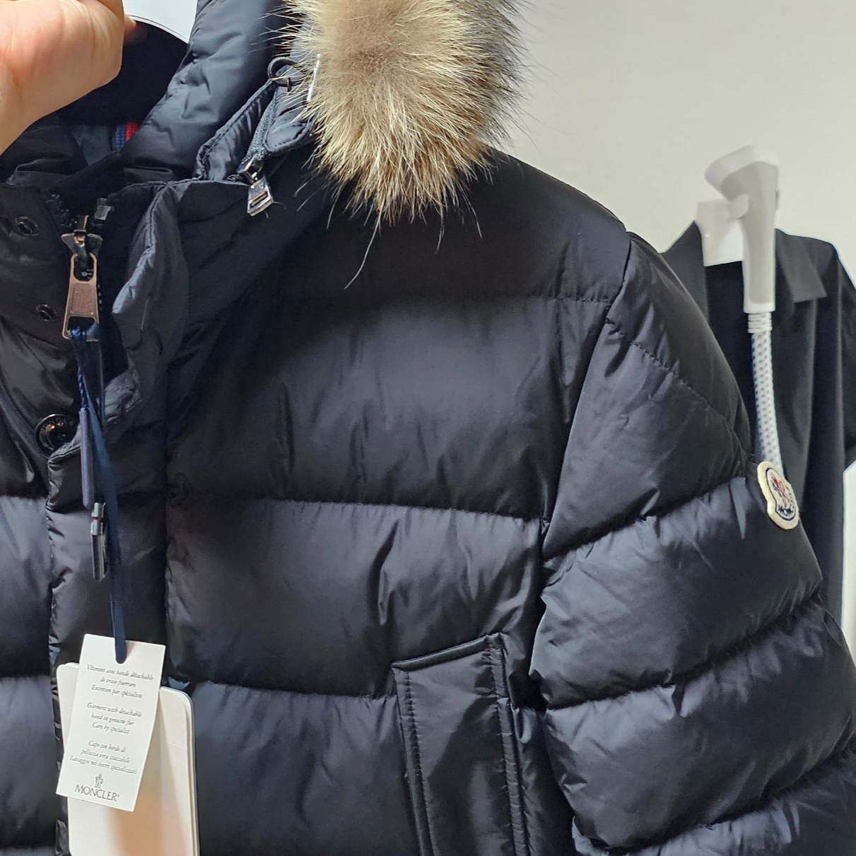 Moncler Cluny Long Down Jacket Black - 23FW 착용 스타일