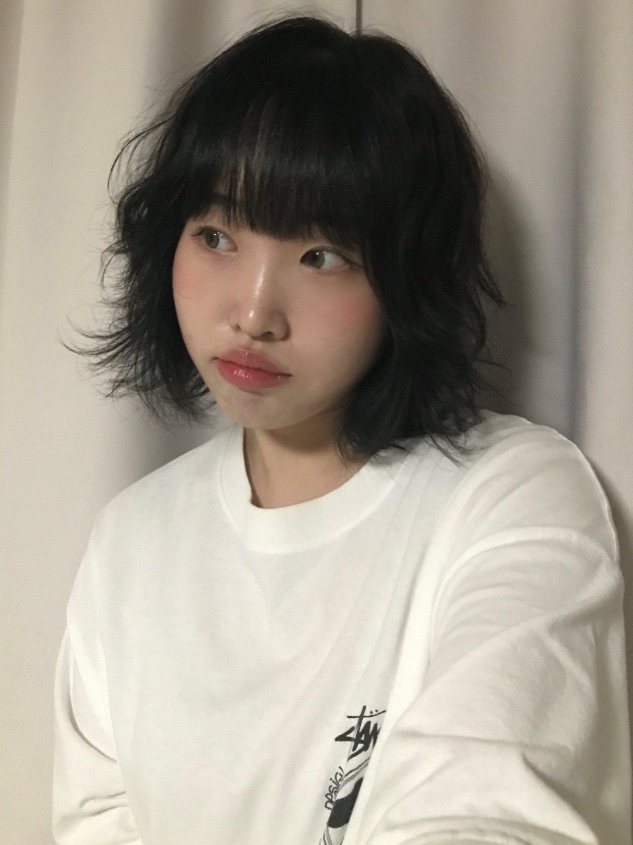 Stussy Beach Roots T-Shirt Natural 착용 스타일 - 2