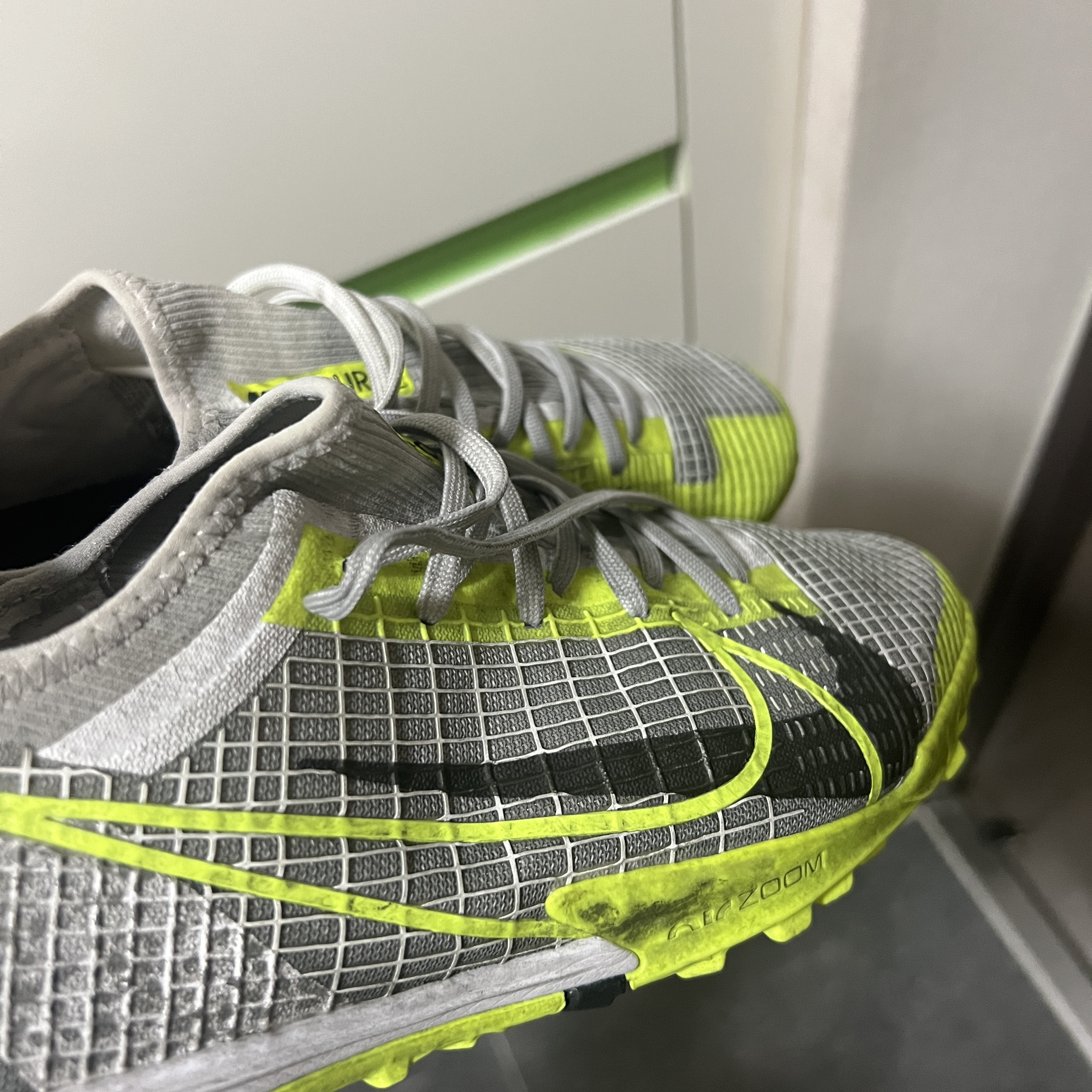 Nike Zoom Mercurial Vapor 14 Pro TF White Black 착용 스타일