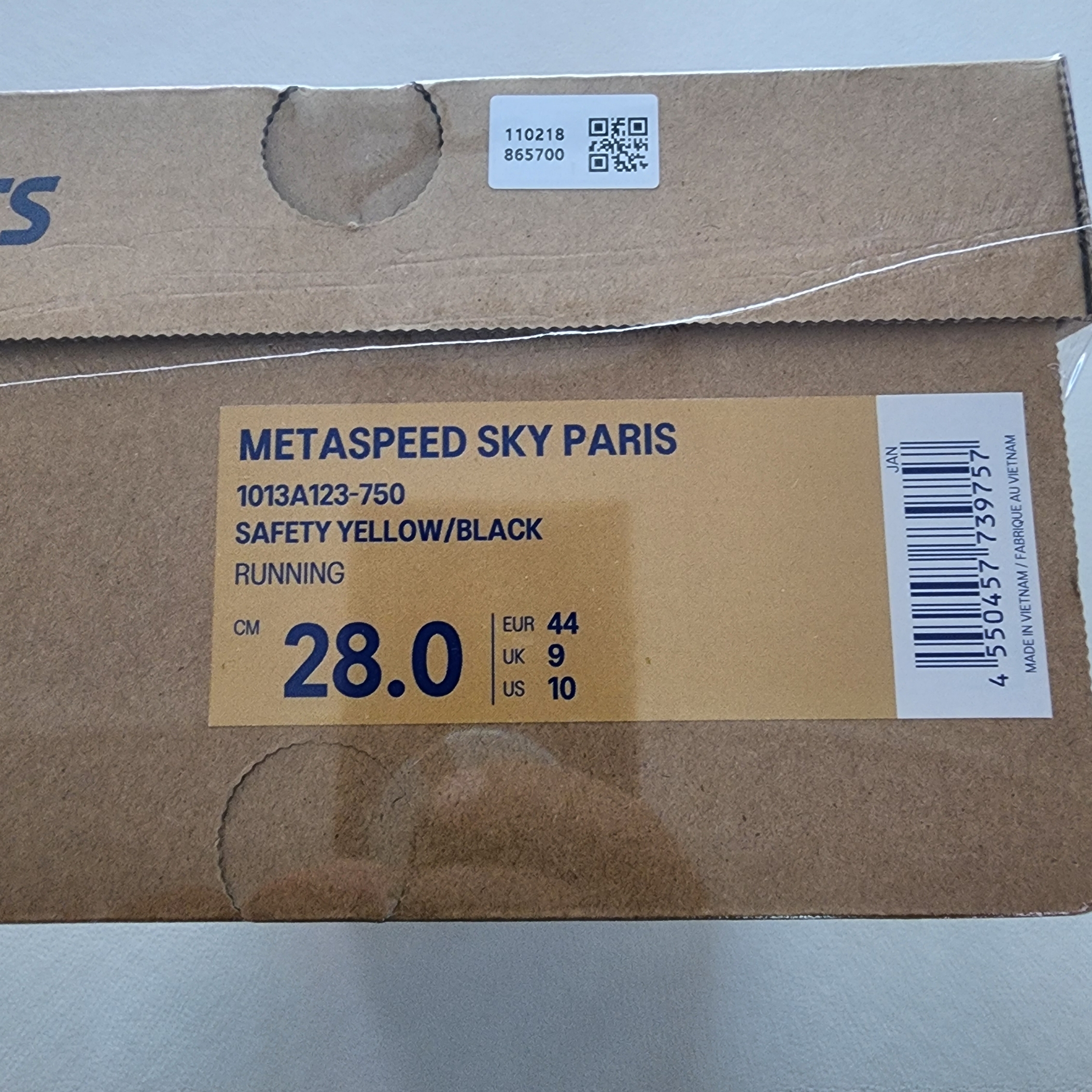 Asics Metaspeed Sky Paris Safety Yellow Black, Nike Air Zoom Alphafly Next% 3 Volt 착용 스타일 - 2