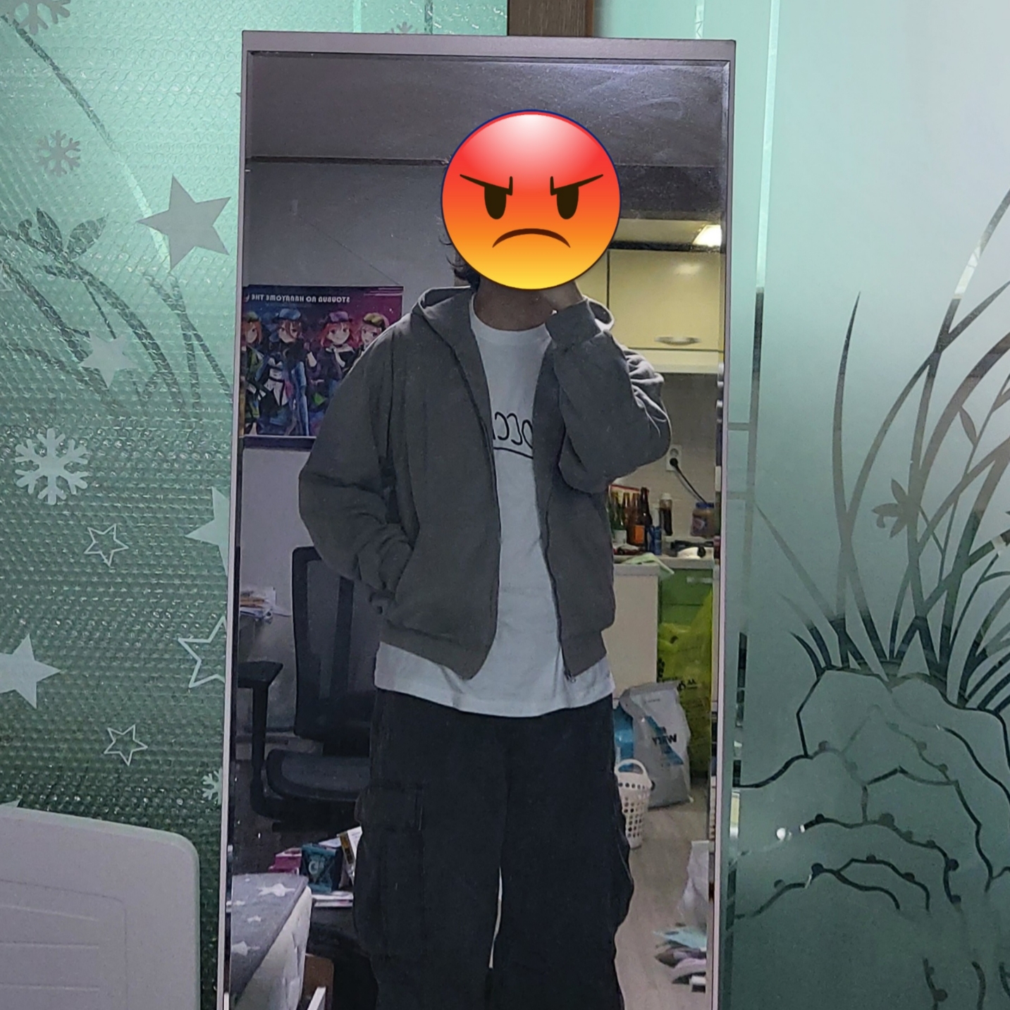 Yeezy YZY Zip-Up Hoodie Grey 착용 스타일 - 2