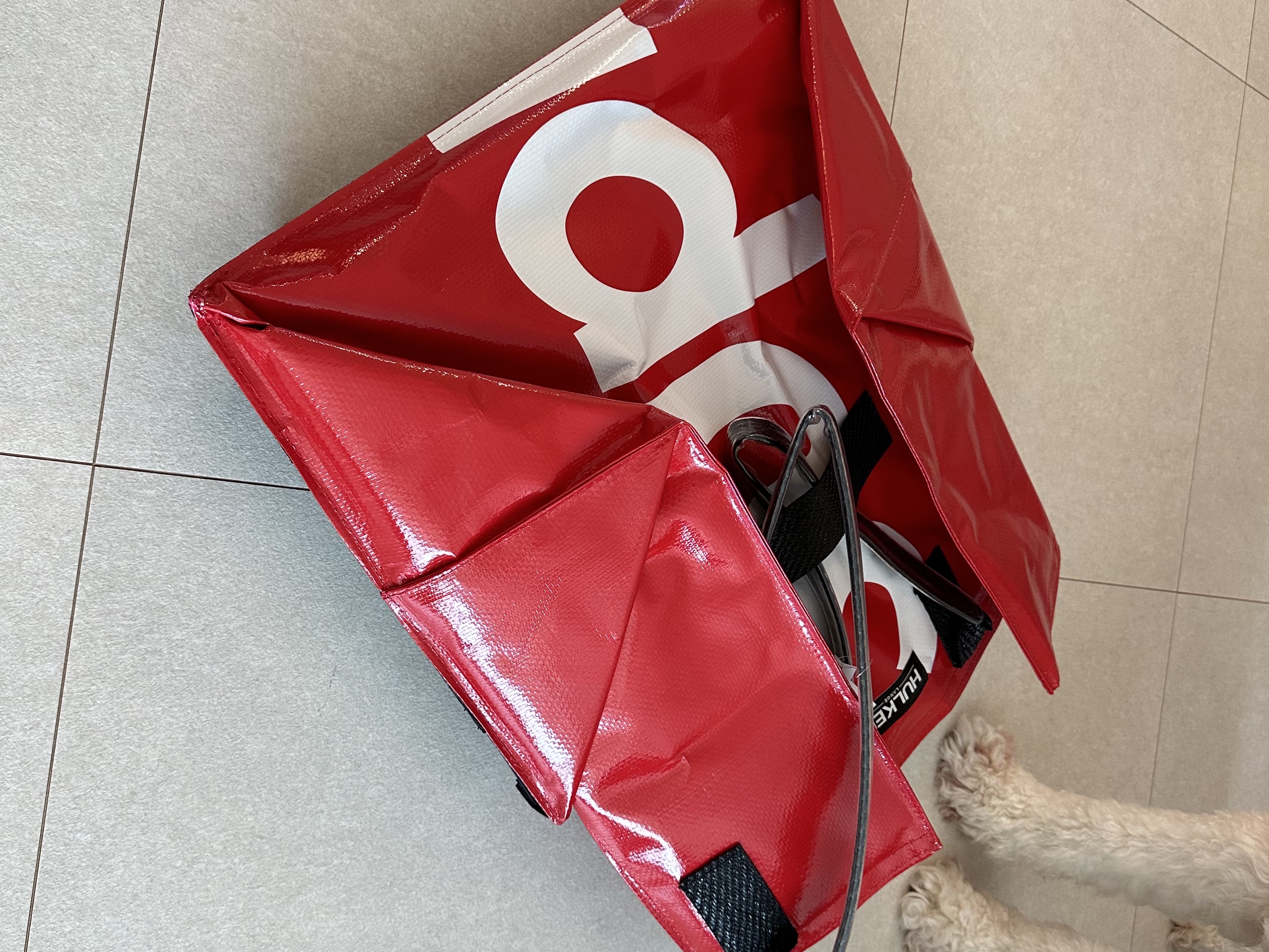 Supreme x Hulken Rolling Tote Bag Red - 24FW 착용 스타일 - 6