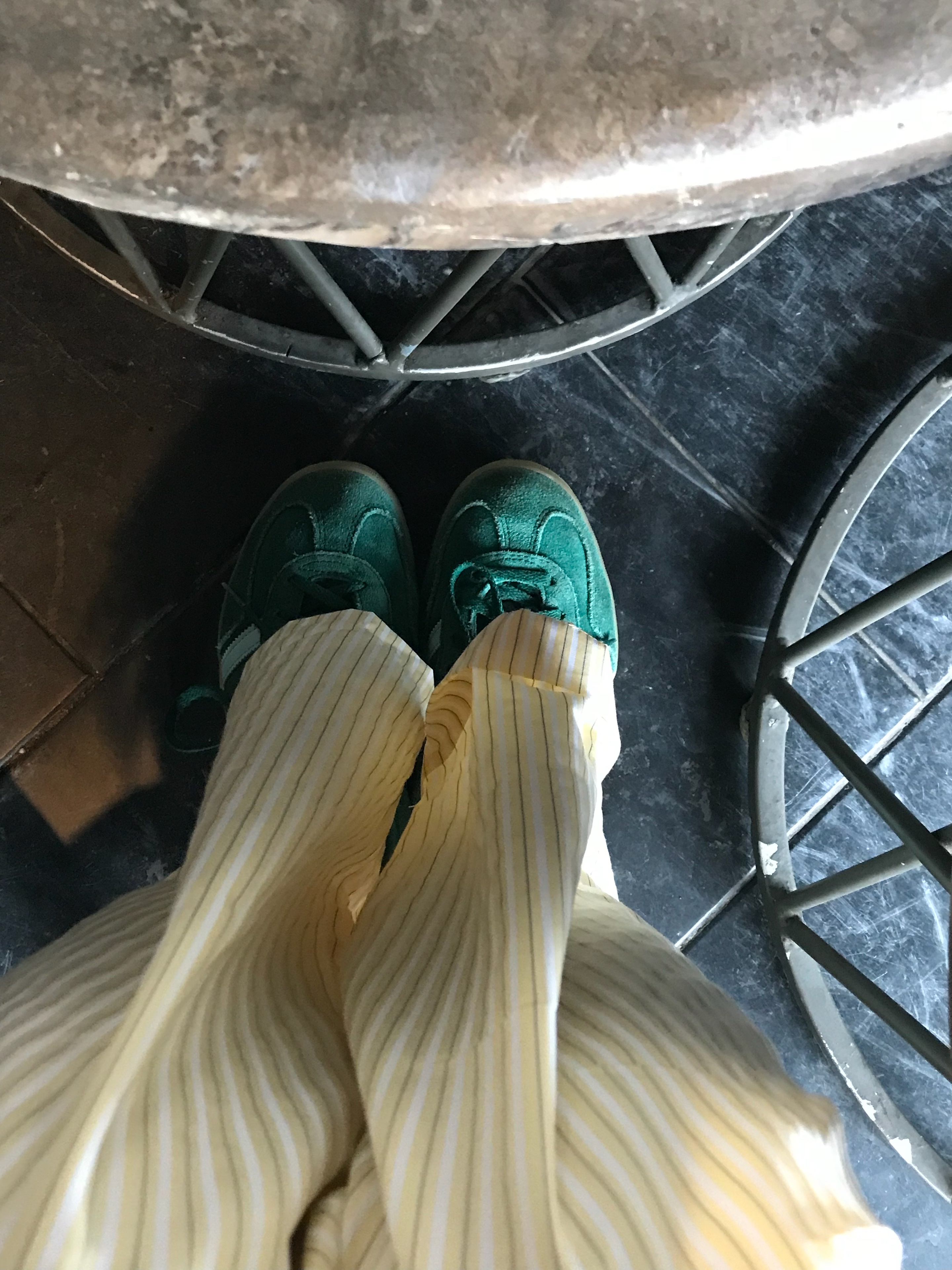Adidas Gazelle Indoor Collegiate Green Hazy Sky 착용 스타일 - 4