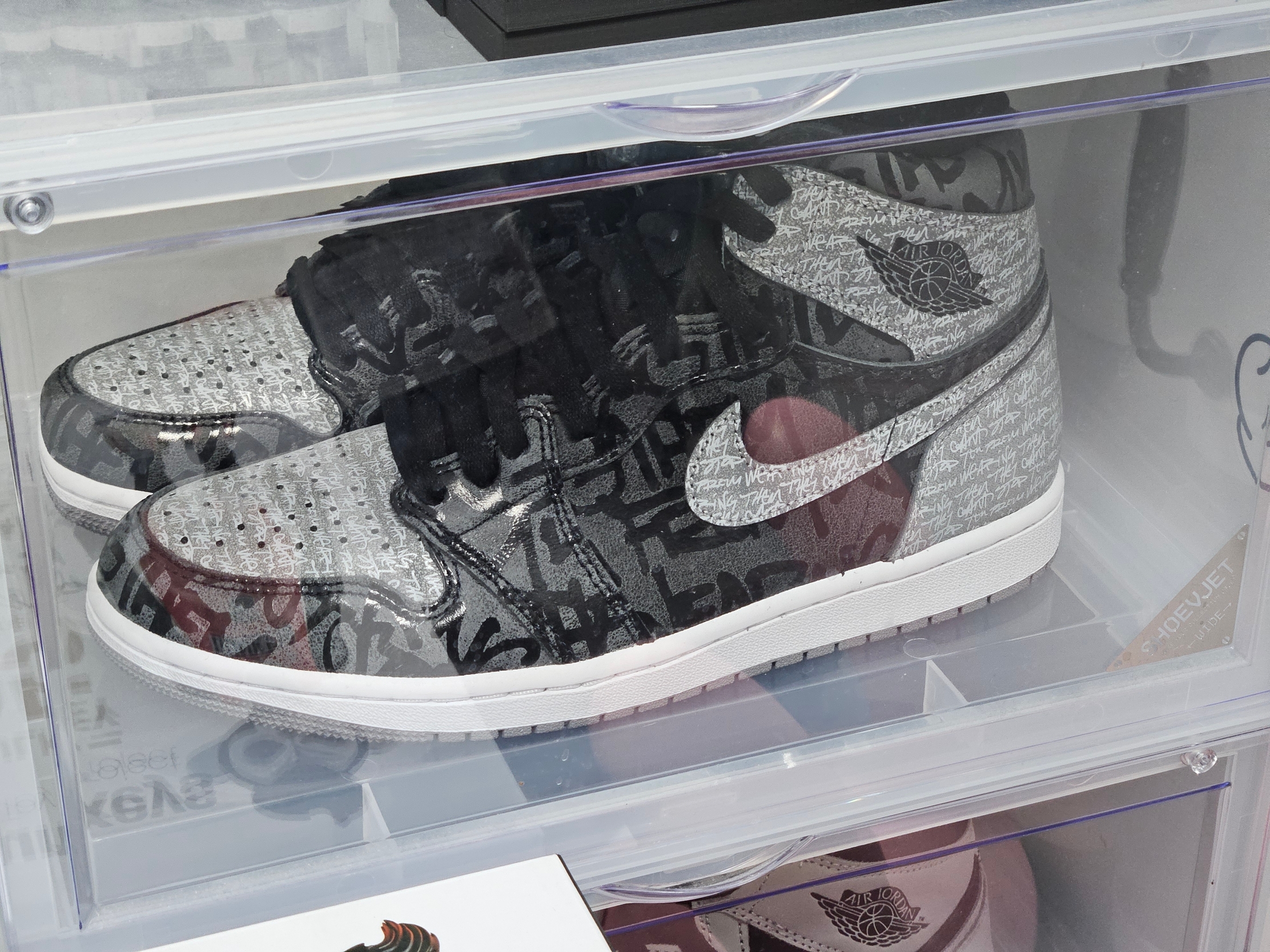 Jordan 1 Retro High OG Rebellionaire 착용 스타일