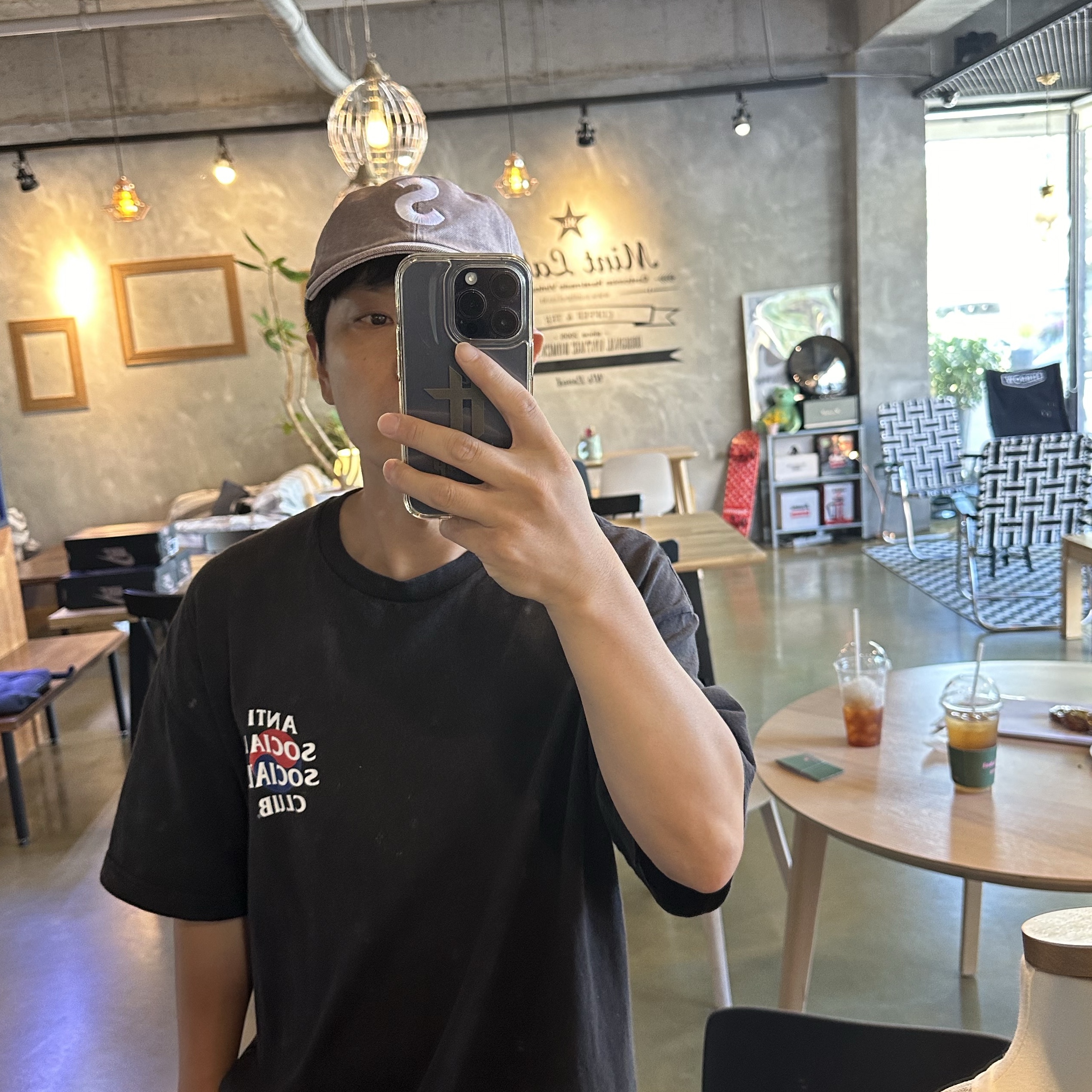 Supreme Pigment S Logo 6-Panel Khaki - 24FW 착용 스타일