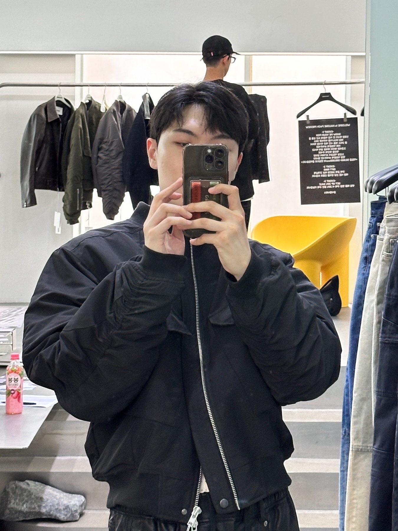 Haleine Cargo Pocket Bomber Jacket Black (VJ319), Haleine Cargo Pocket Bomber Jacket Grey (VJ320) 착용 스타일