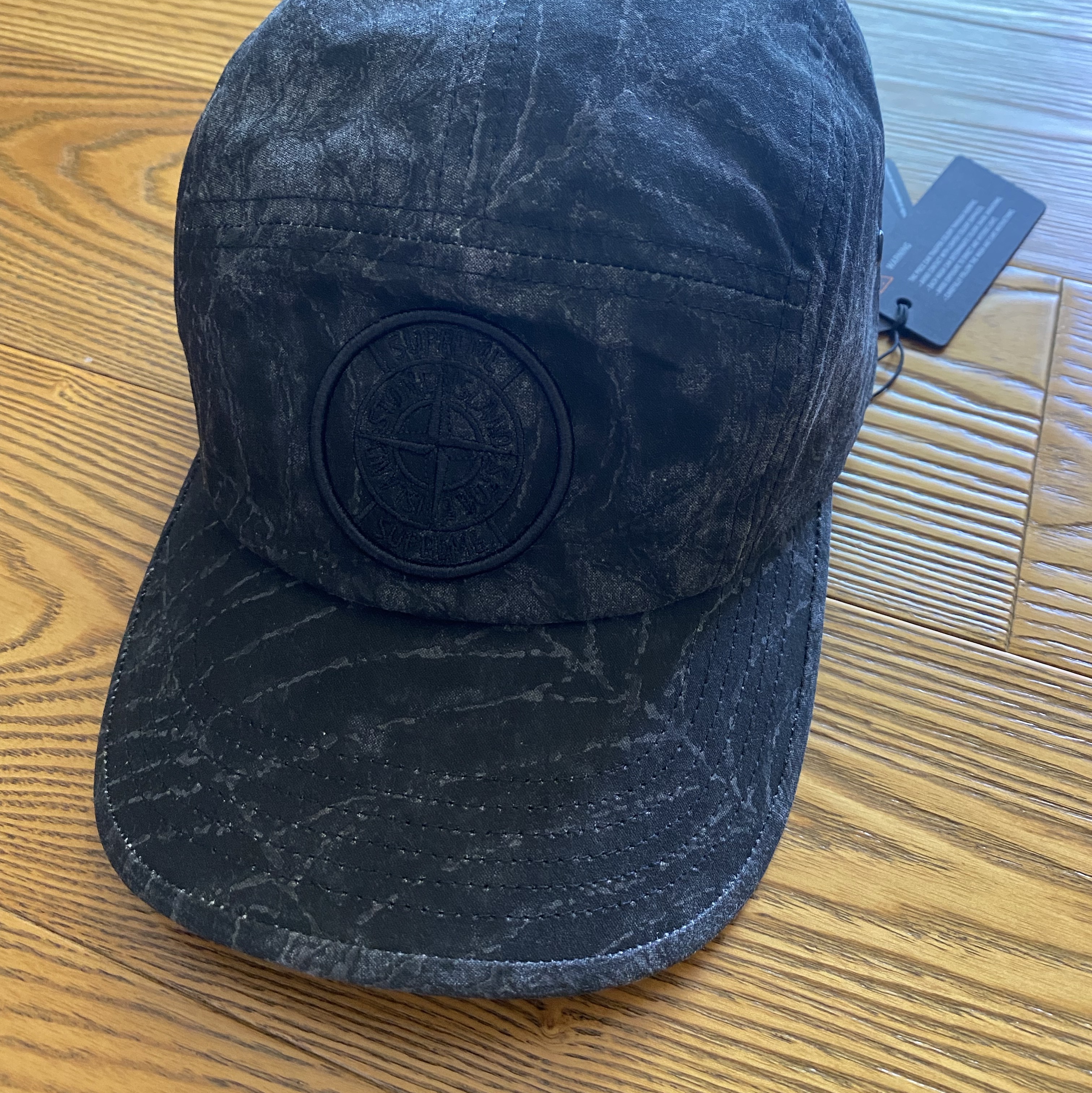 Supreme x Stone Island Camp Cap Black - 23FW 착용 스타일