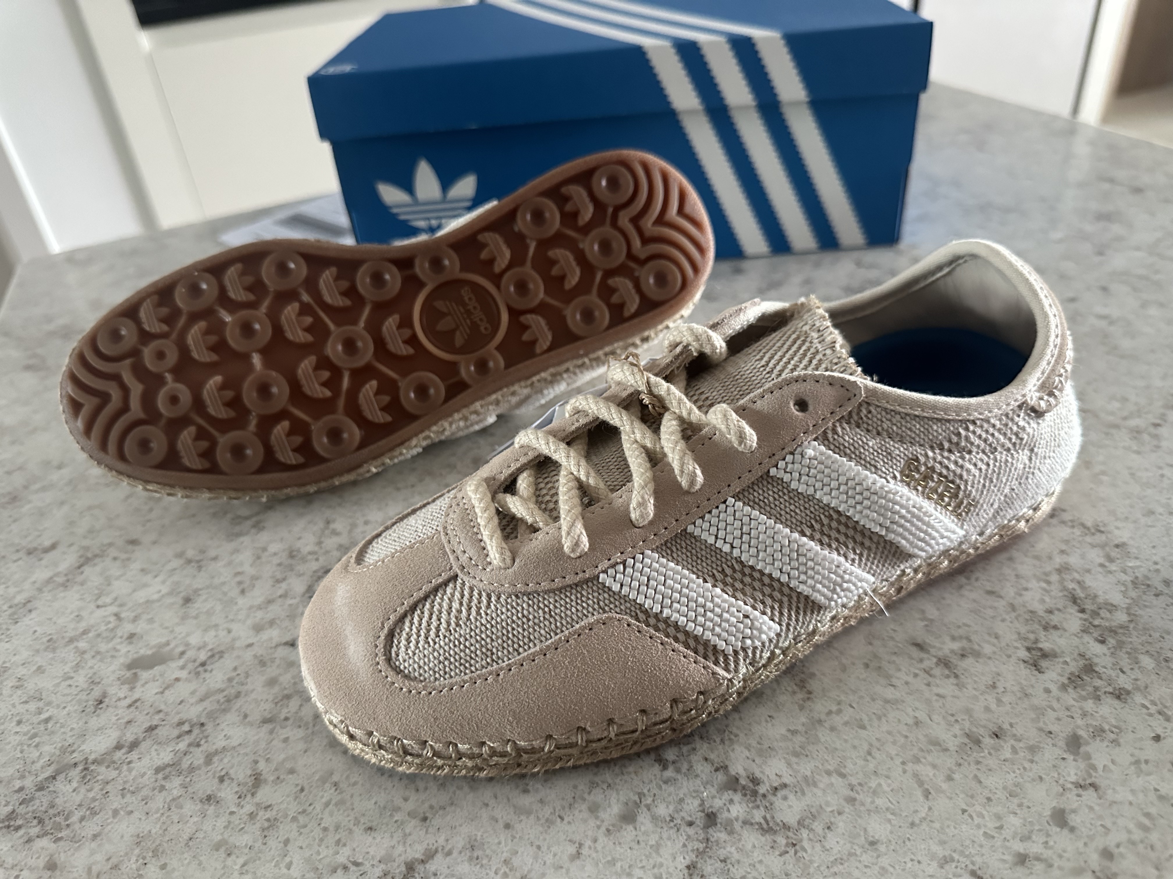 Adidas x Clot Gazelle Halo Ivory Cloud White 착용 스타일 - 4