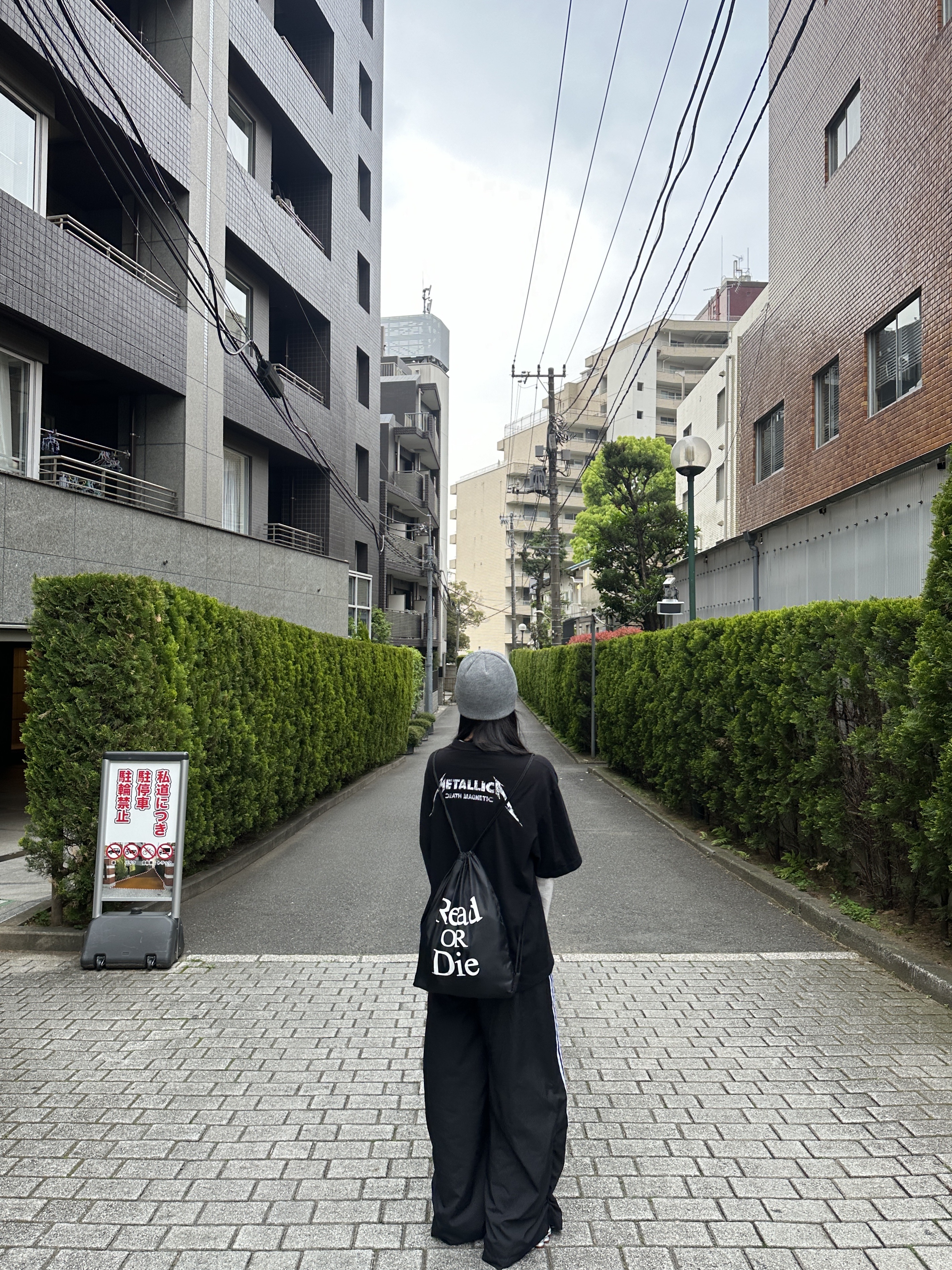 (W) Adidas Adilenium Oversized Track Pants Black - KR Sizing, (W) Nike Shox TL Platinum Tint 착용 스타일 - 2