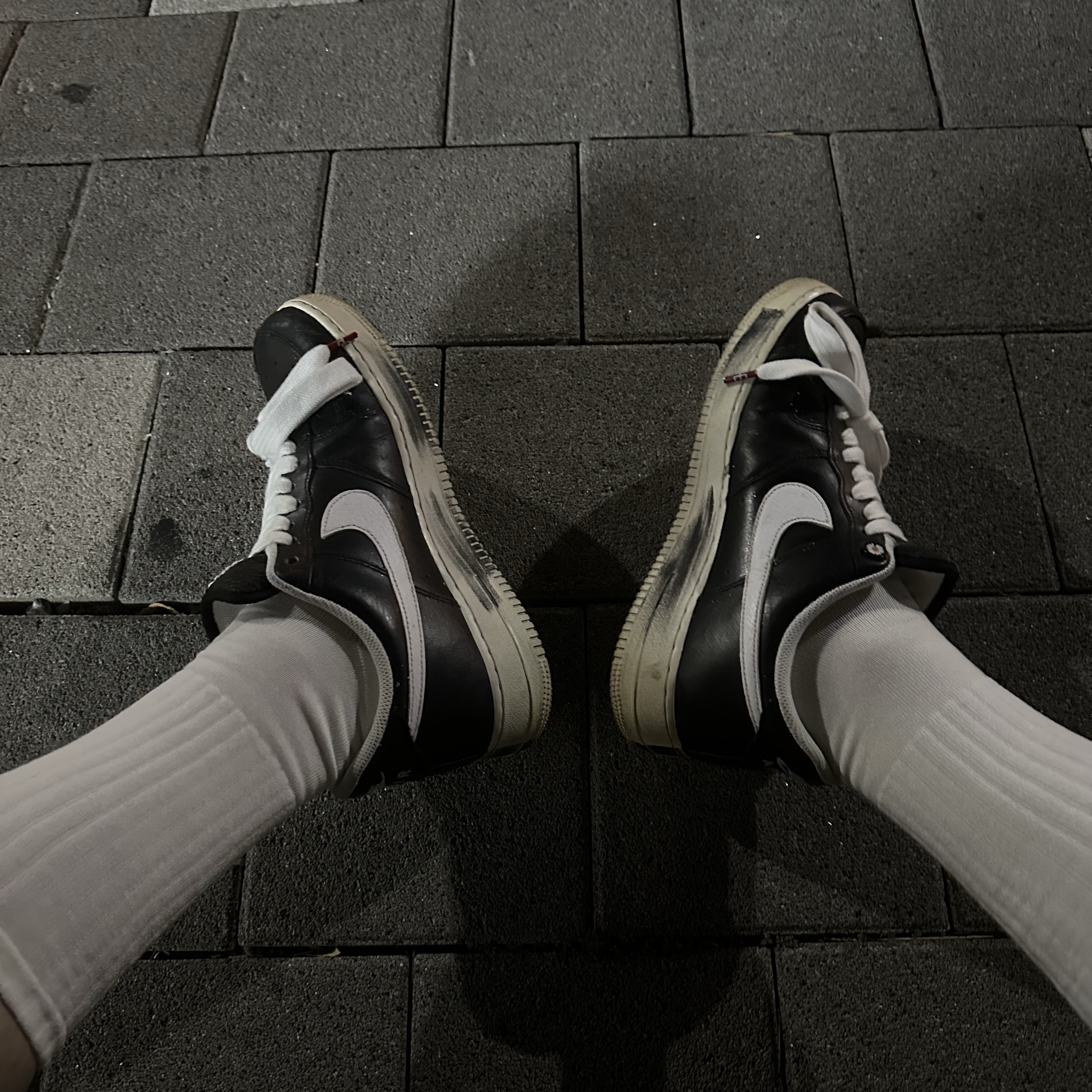 Nike x Peaceminusone Air Force 1 Low Para-Noise, Uniqlo UT x Kaws x Warhol S/S Graphic T-Shirt C Black 착용 스타일 - 2