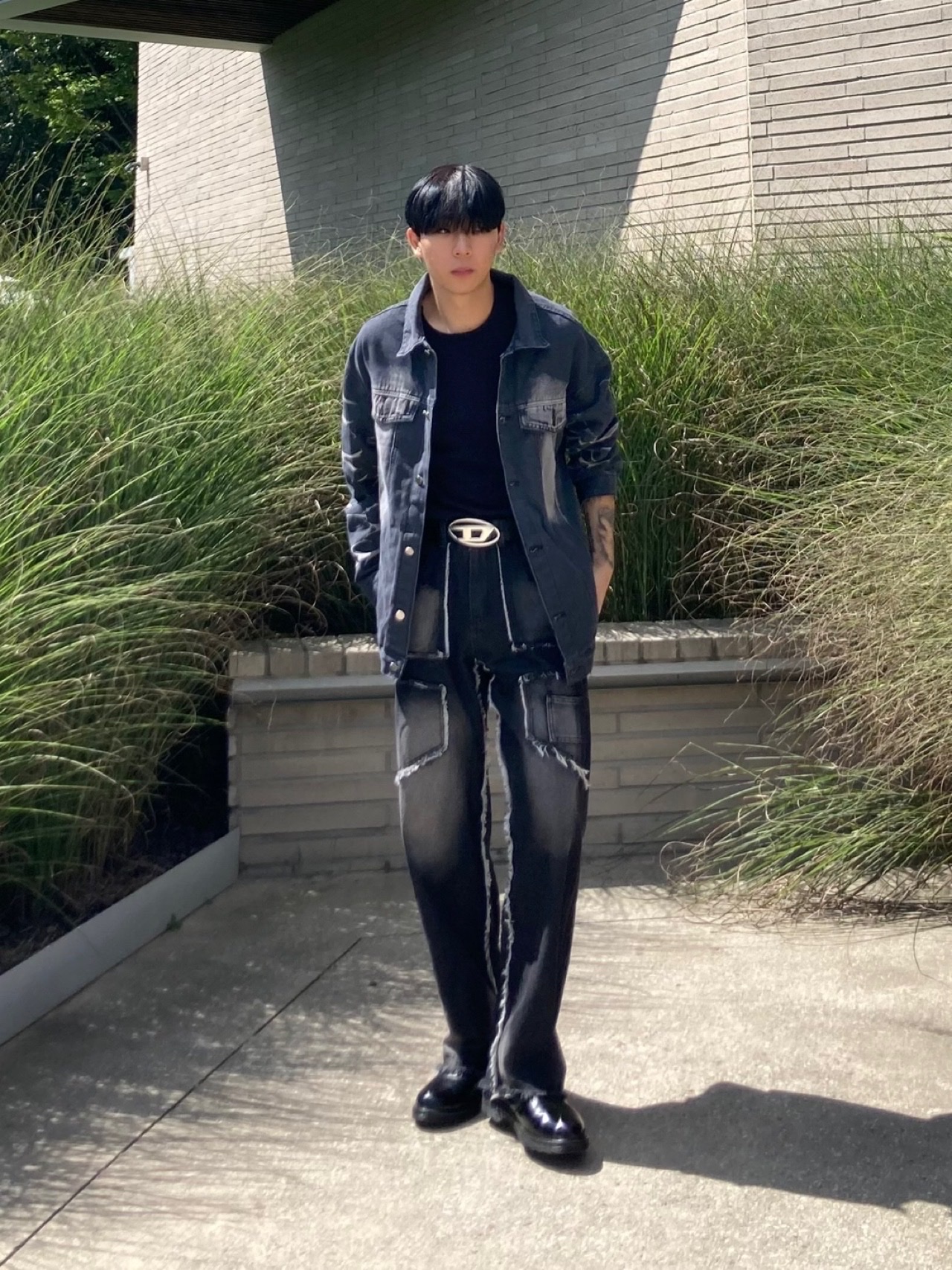 Diesel B-1DR Leather Belt with D Buckle Black 착용 스타일 - 1
