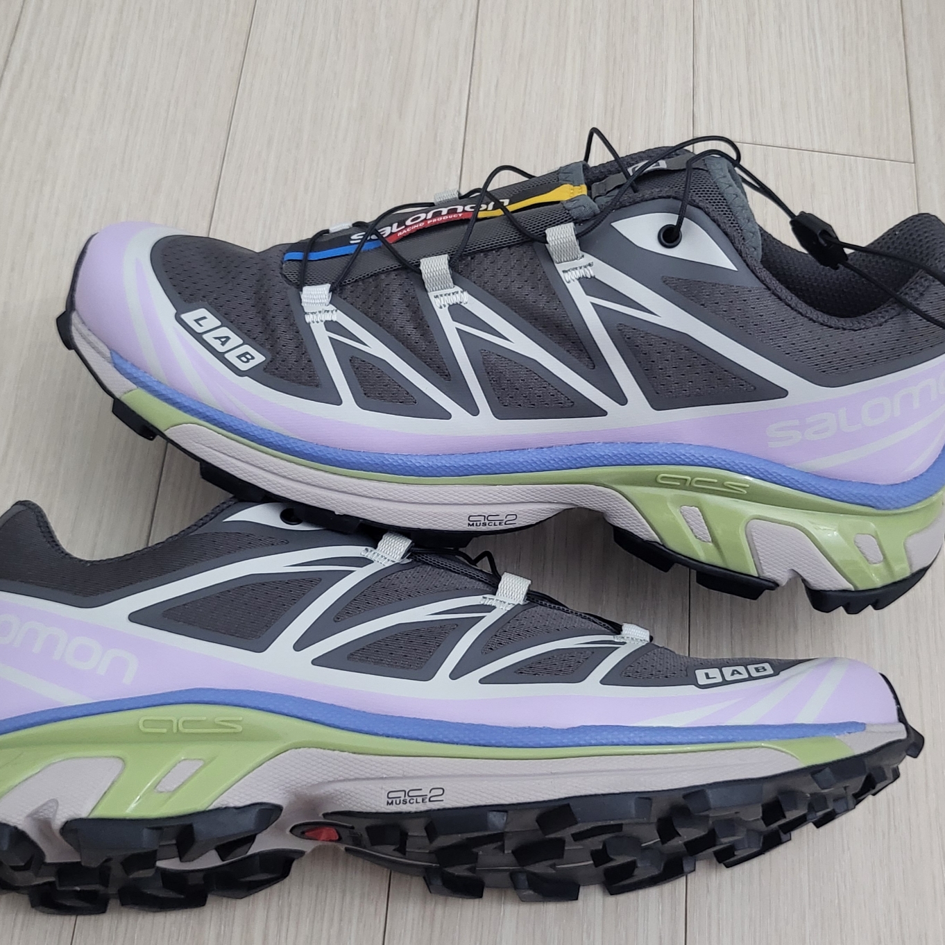 Salomon XT-6 Magnet Winter Pear 착용 스타일