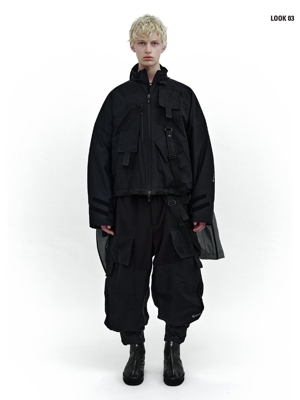 D-VEC x Primaloft Windstopper By Gore-Tex Labs 3L Blouson Black - 24FW 착용 스타일 - 1