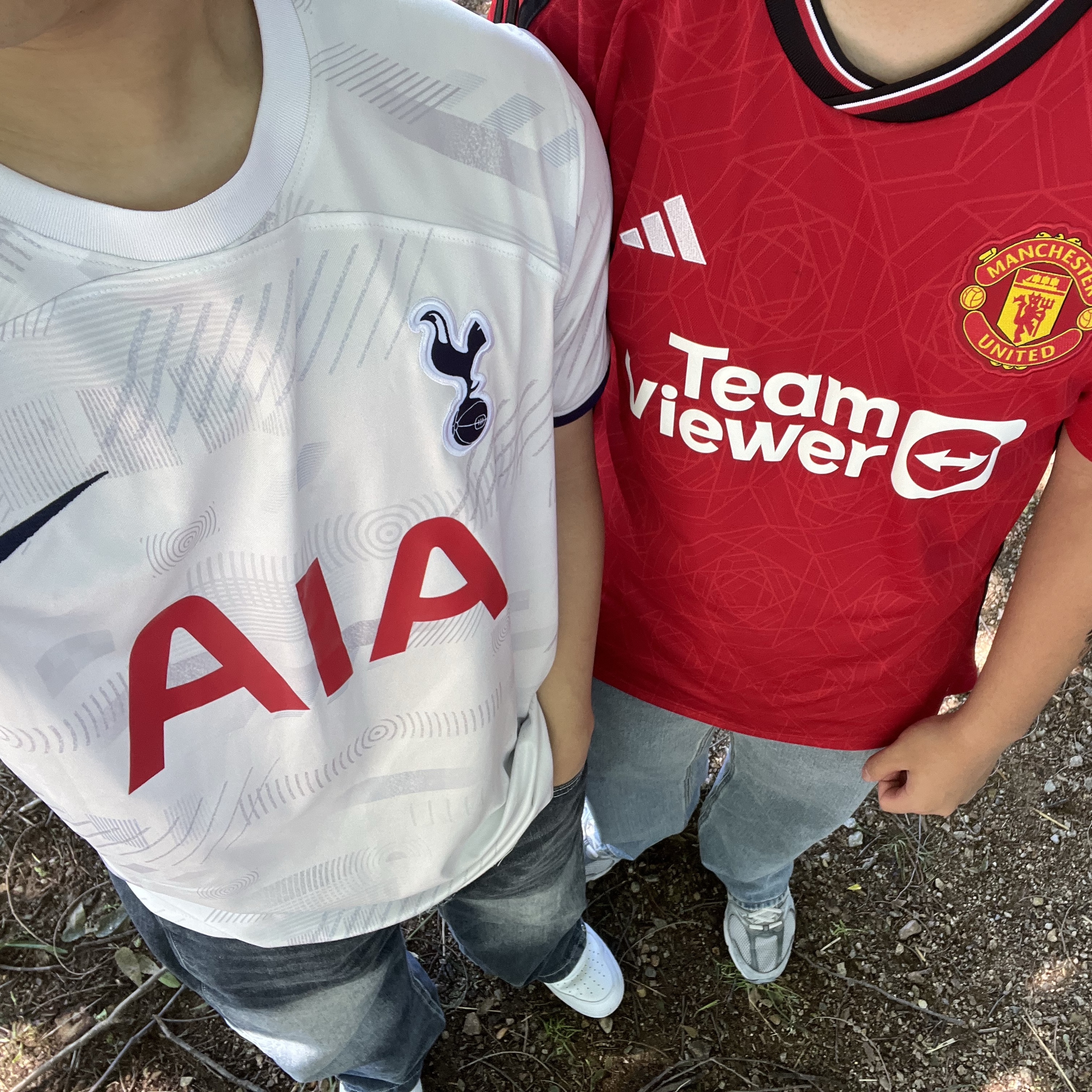 Nike Tottenham Hotspur 2023/24 Dri-Fit Stadium Home Jersey White (Non Marking Ver.), Adidas Manchester United 2023/24 Home Authentic Jersey Team Collegiate Red - KR Sizing (Non Marking Ver.) 착용 스타일