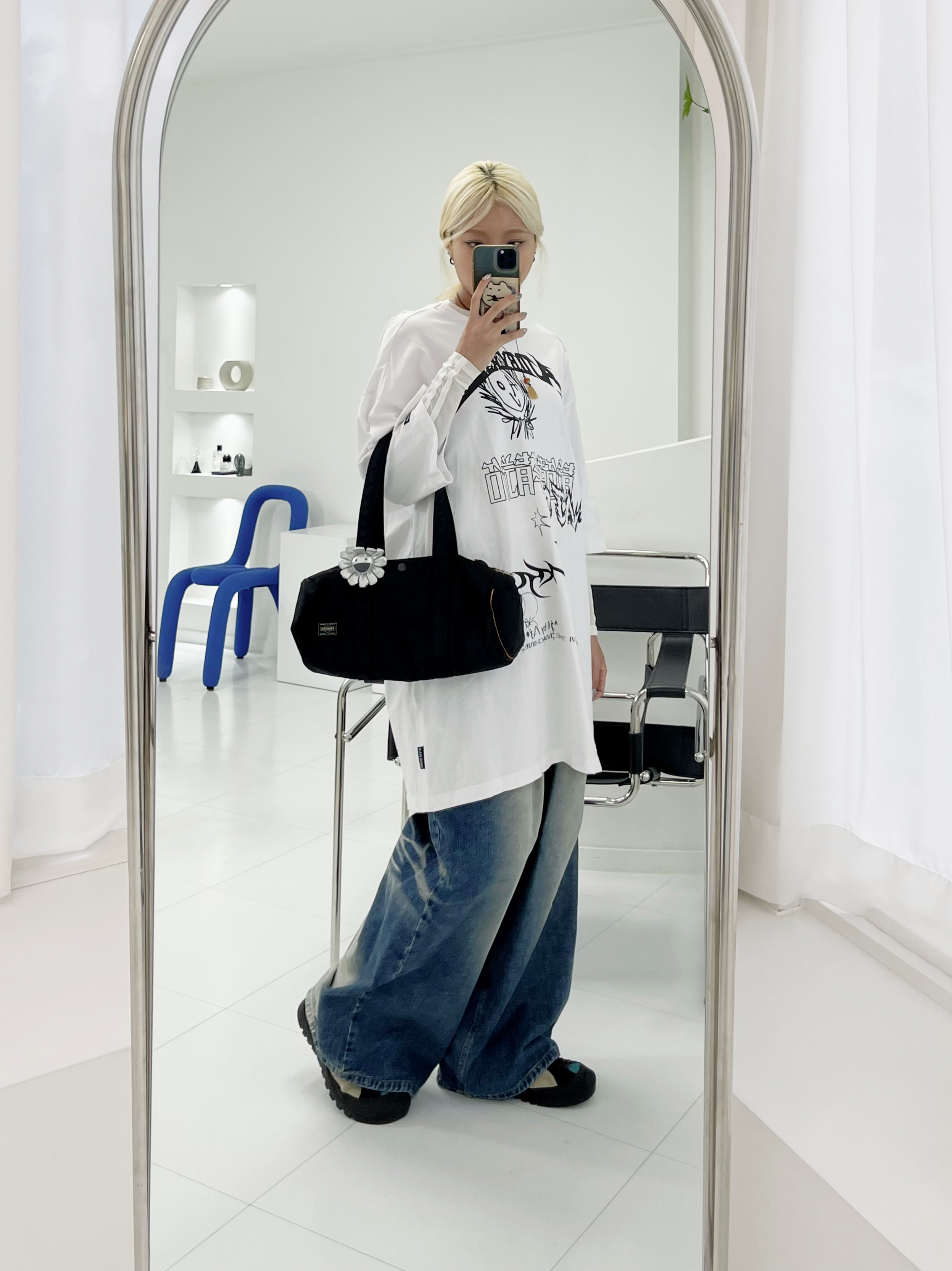Porter Tanker Duffle Bag L Black, Ajobyajo PBA Ajo Collage T-Shirt White 착용 스타일 - 3