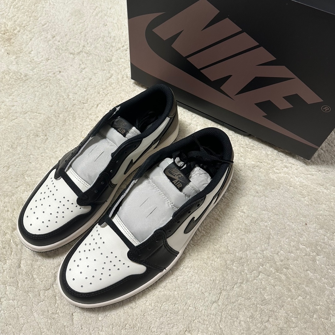Jordan 1 Retro Low OG Mocha 착용 스타일 - 2