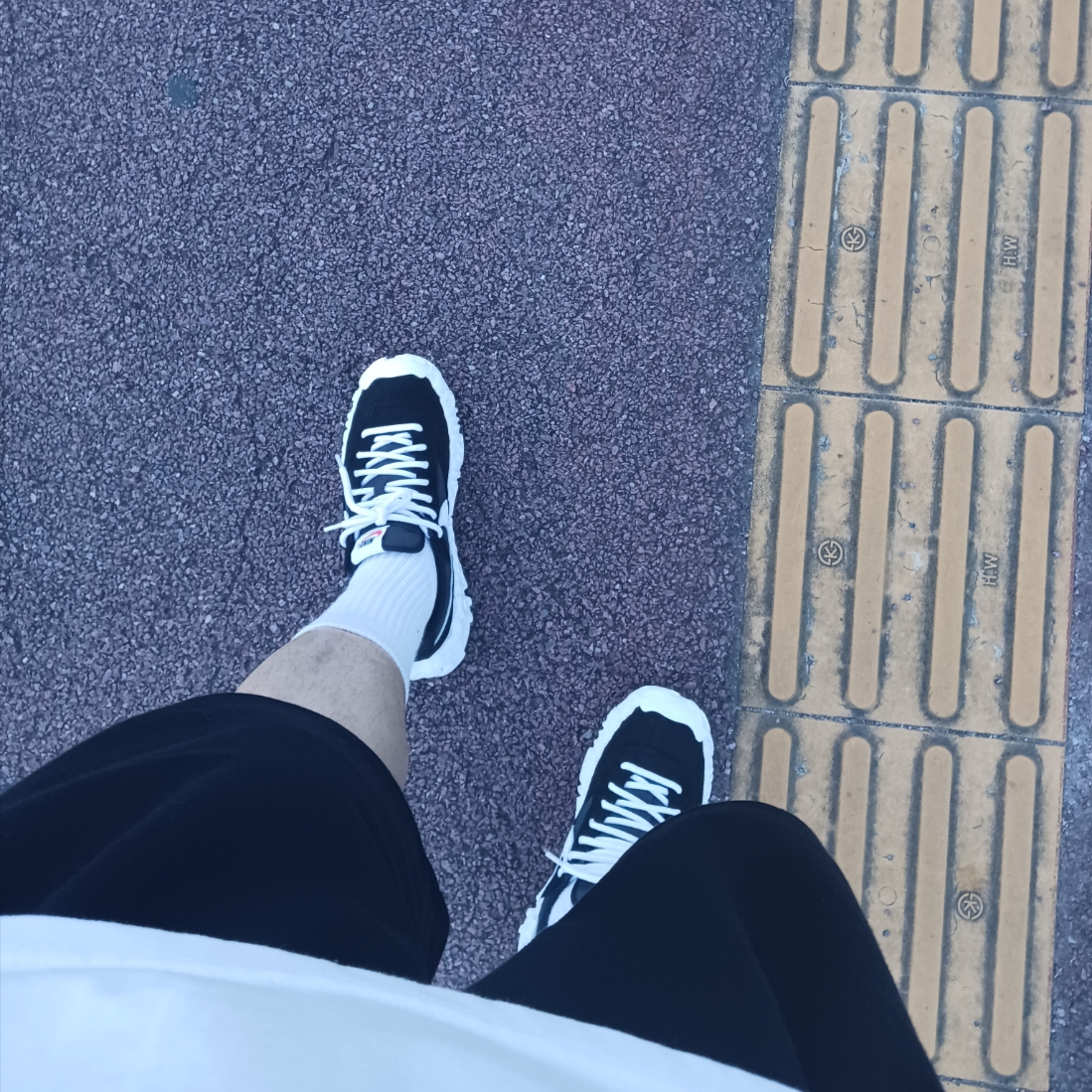 Nike Overbreak SP Black White 착용 스타일