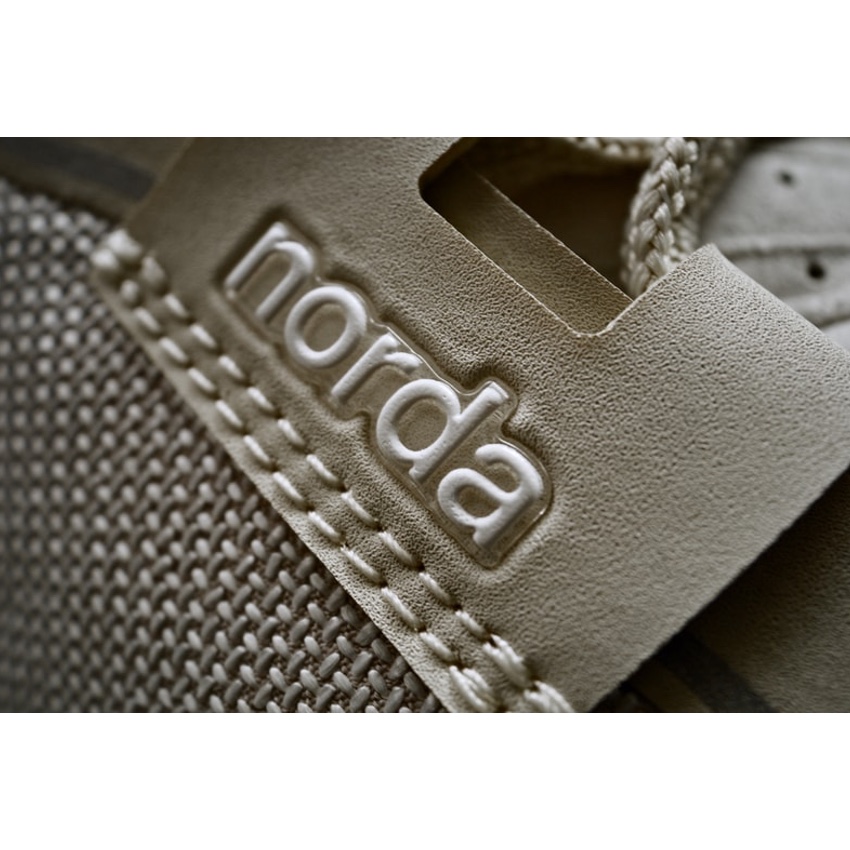 Norda 001 Regolith, Norda 002 Cinder 착용 스타일 - 3