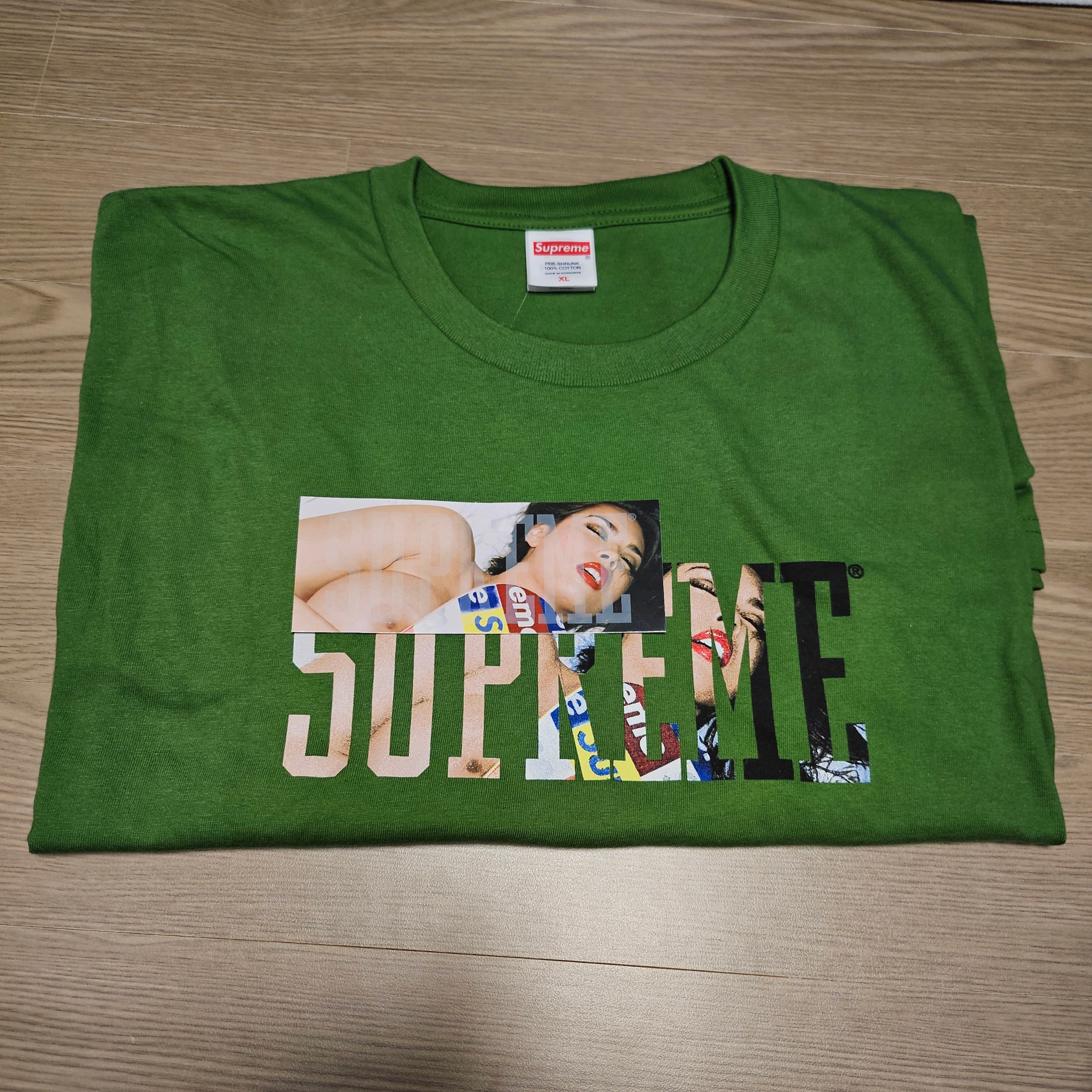 Supreme Tera Patrick T-Shirt Green - 24FW 착용 스타일 - 2